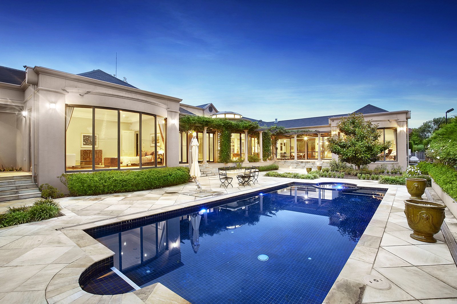 2/54 Mont Albert Road, Canterbury, VIC, 3126 RT Edgar