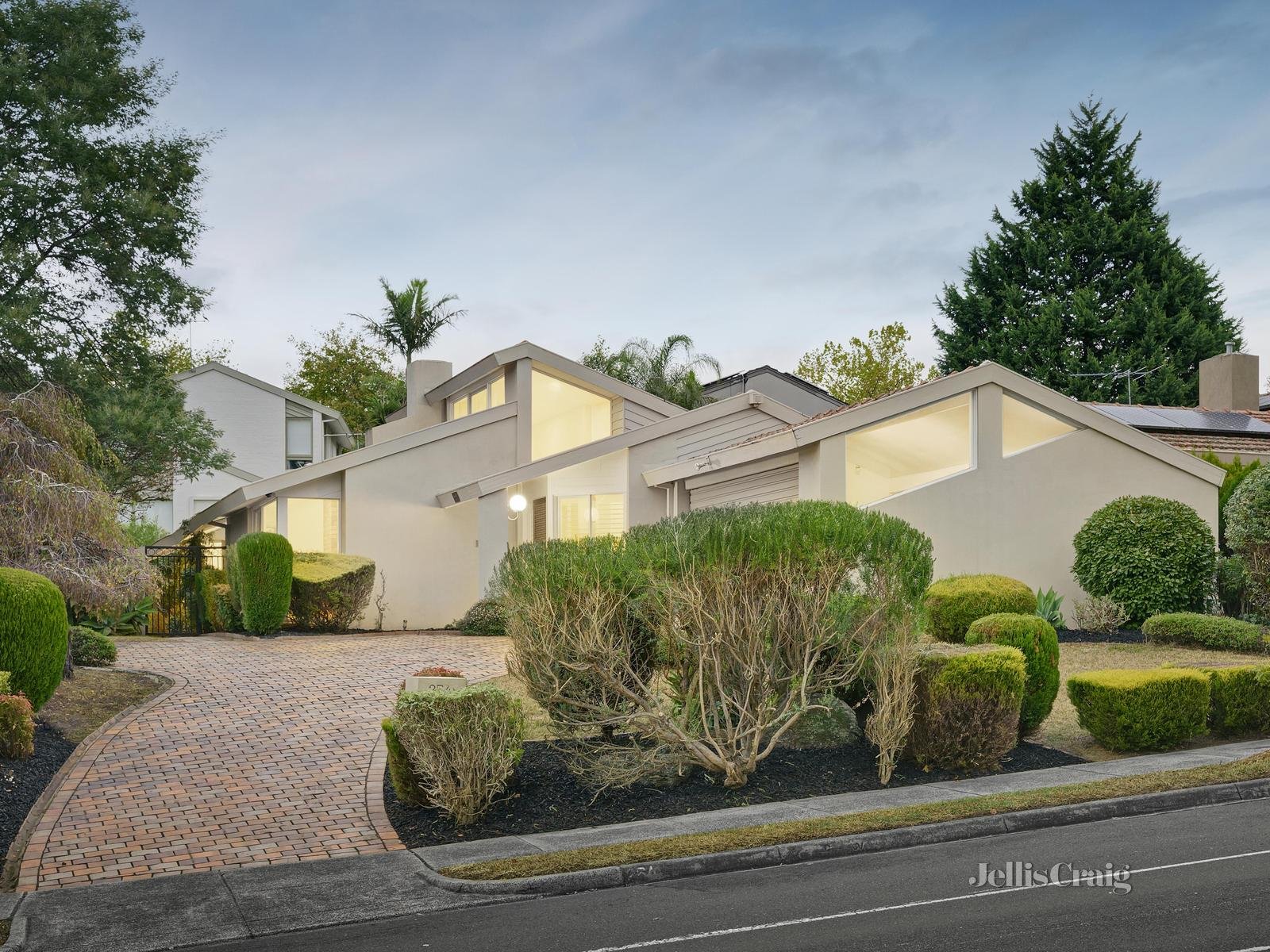 254 Serpells Road, Templestowe image 1