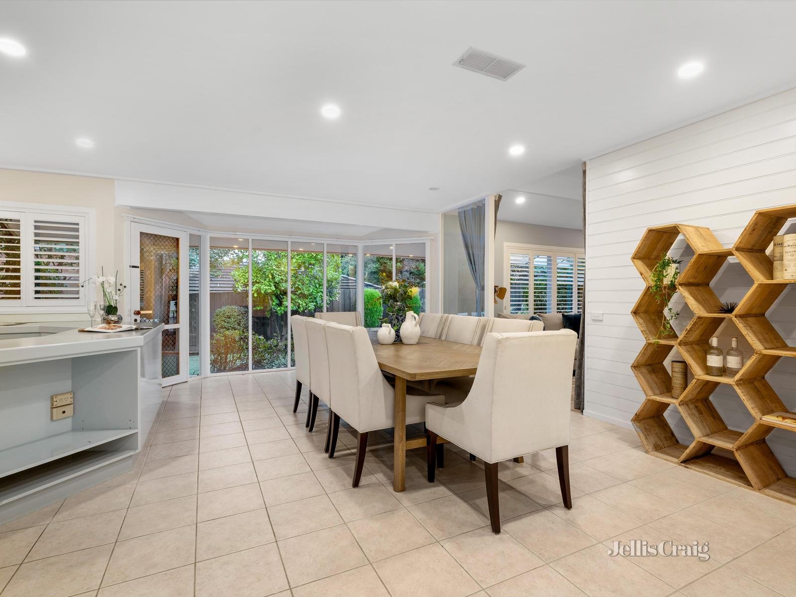254 Serpells Road, Templestowe image 5