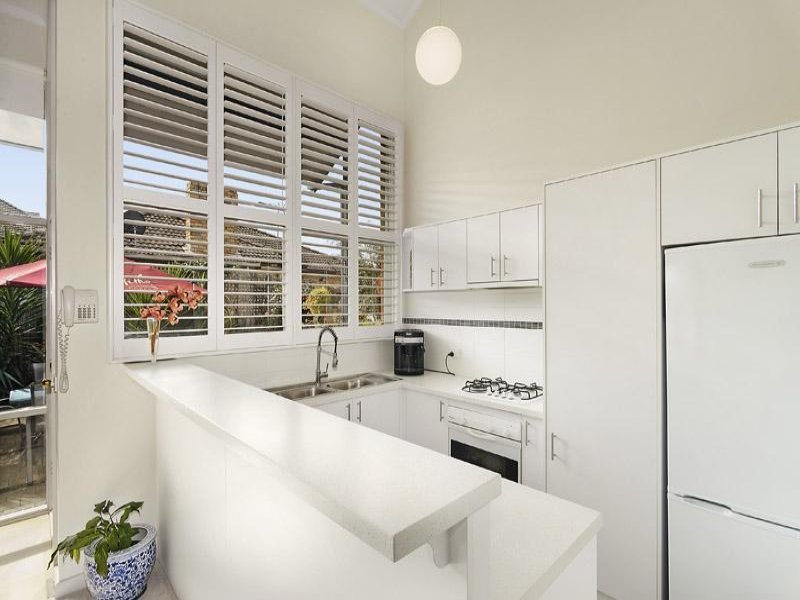 2/55-57 Winfield Road, Balwyn North image 4