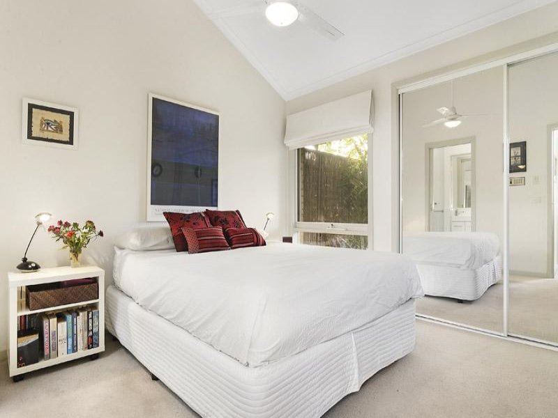 2/55-57 Winfield Road, Balwyn North image 5