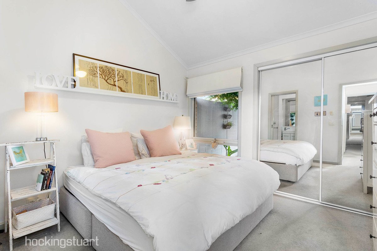 2/55-57 Winfield Road, Balwyn North image 6