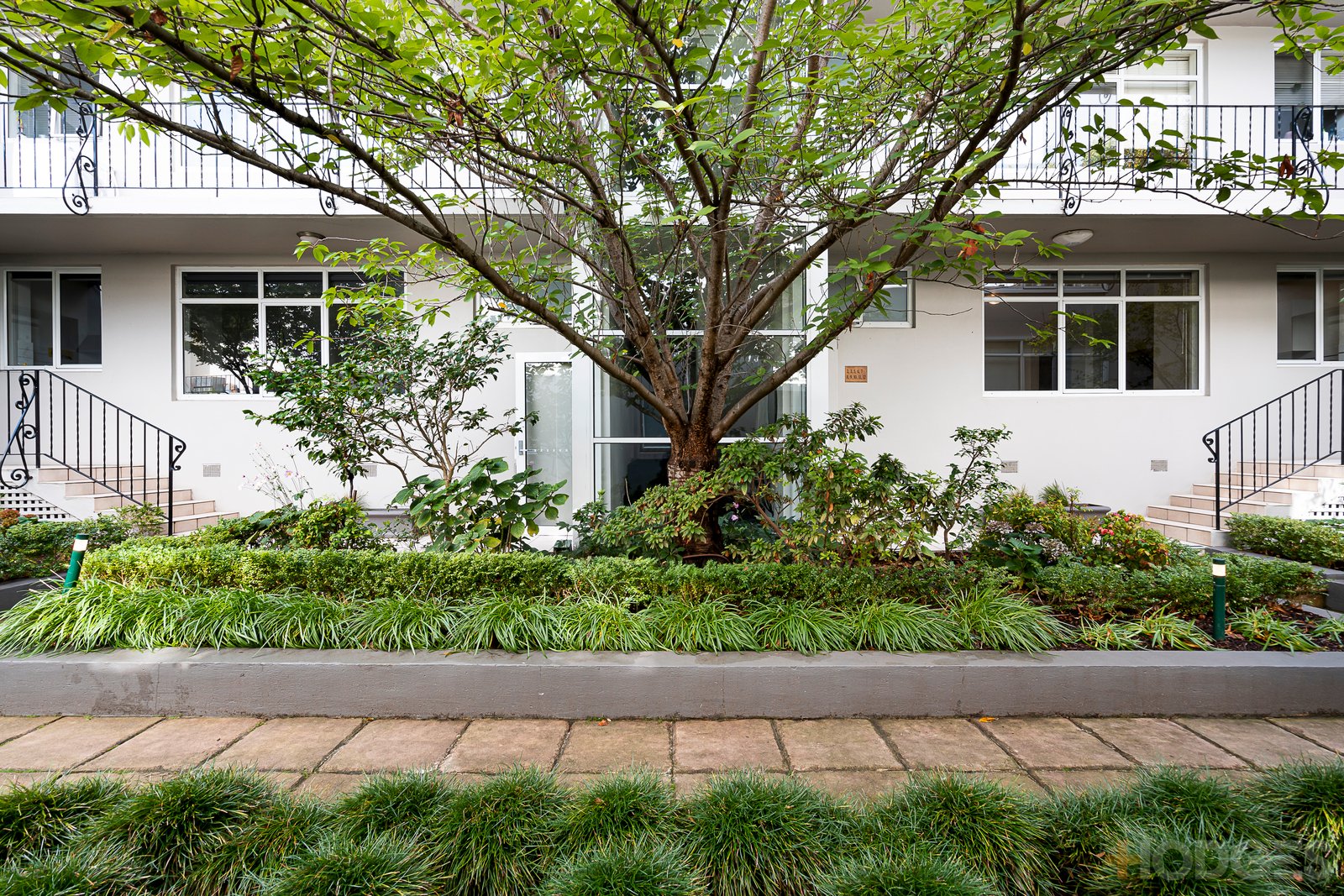 2 / 55 Caroline Street South Yarra