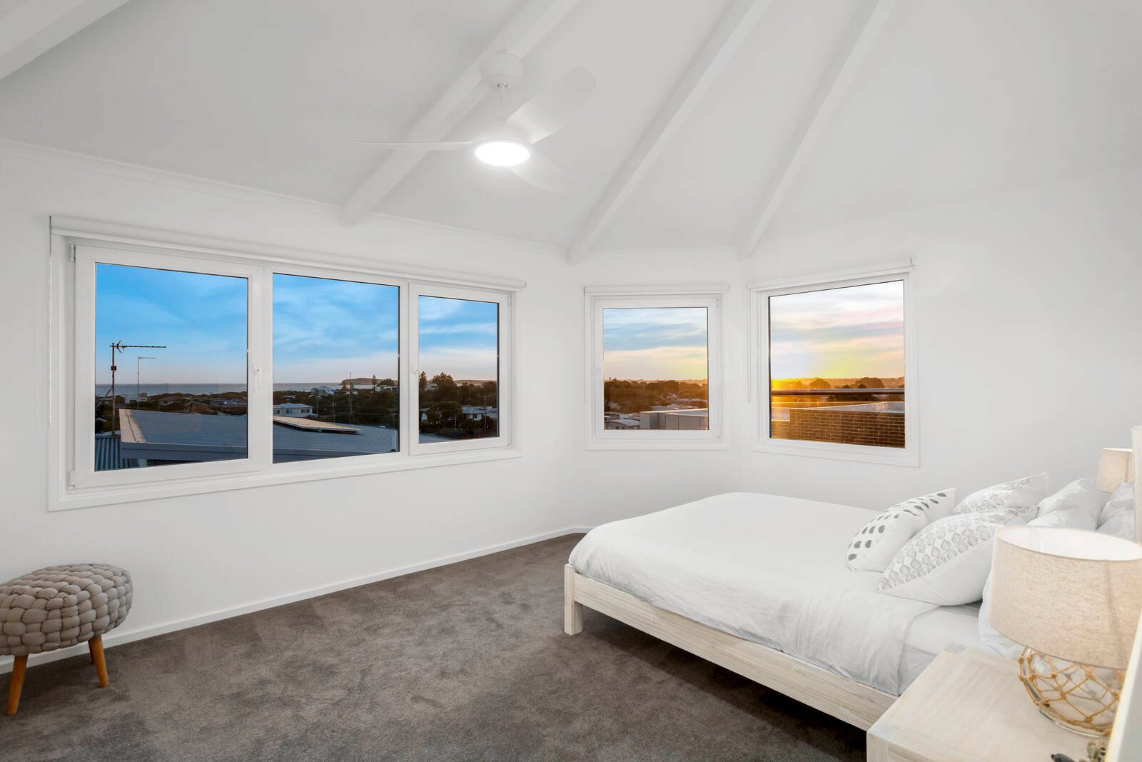 Property Gallery Thumbnail 6