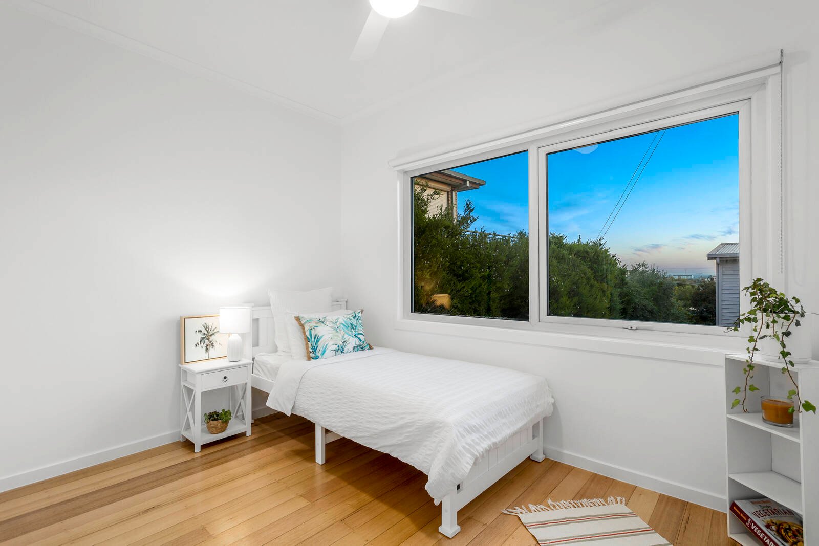 Property Gallery Thumbnail 8