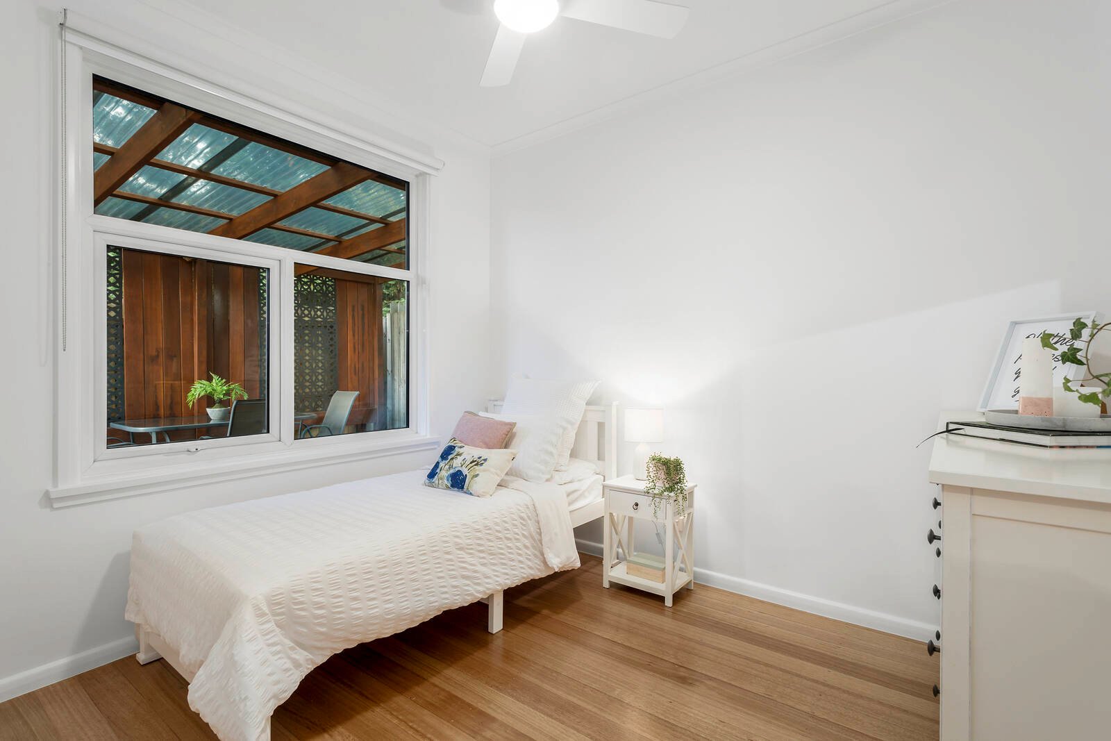 Property Gallery Thumbnail 9