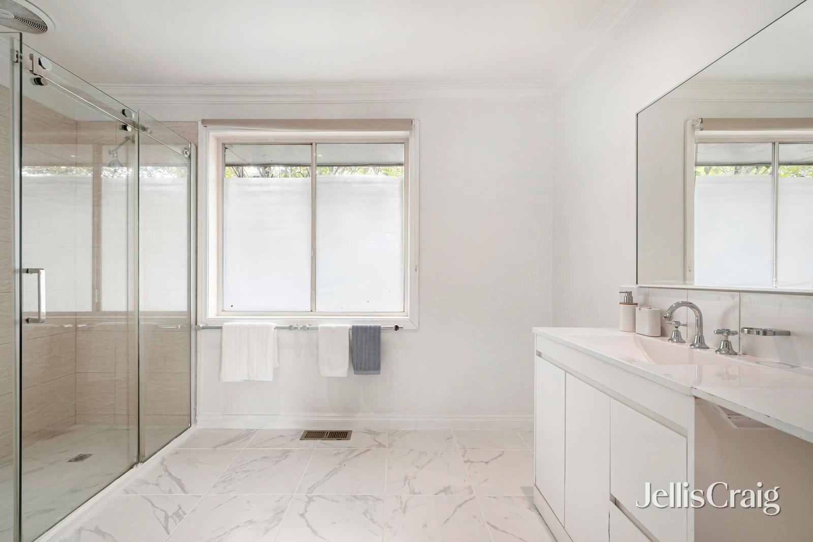 255 Hull Road, Mooroolbark image 11