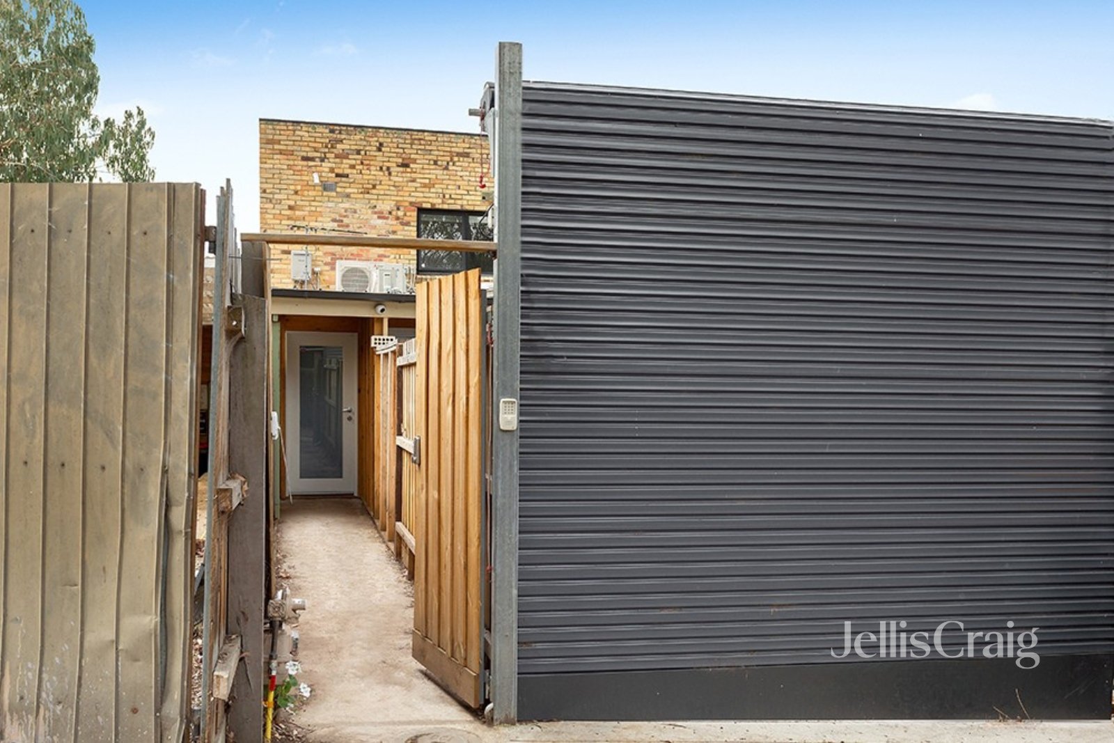 255 Para Road, Greensborough image 2