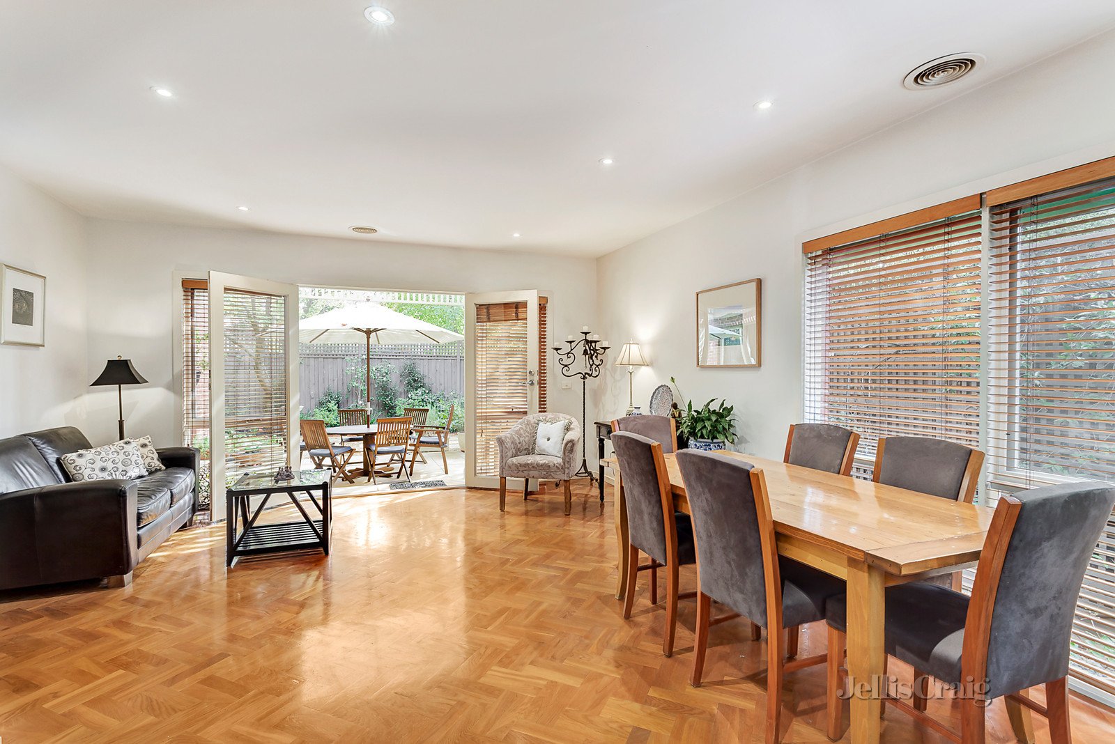 2/55 Paxton Street, Malvern East image 3