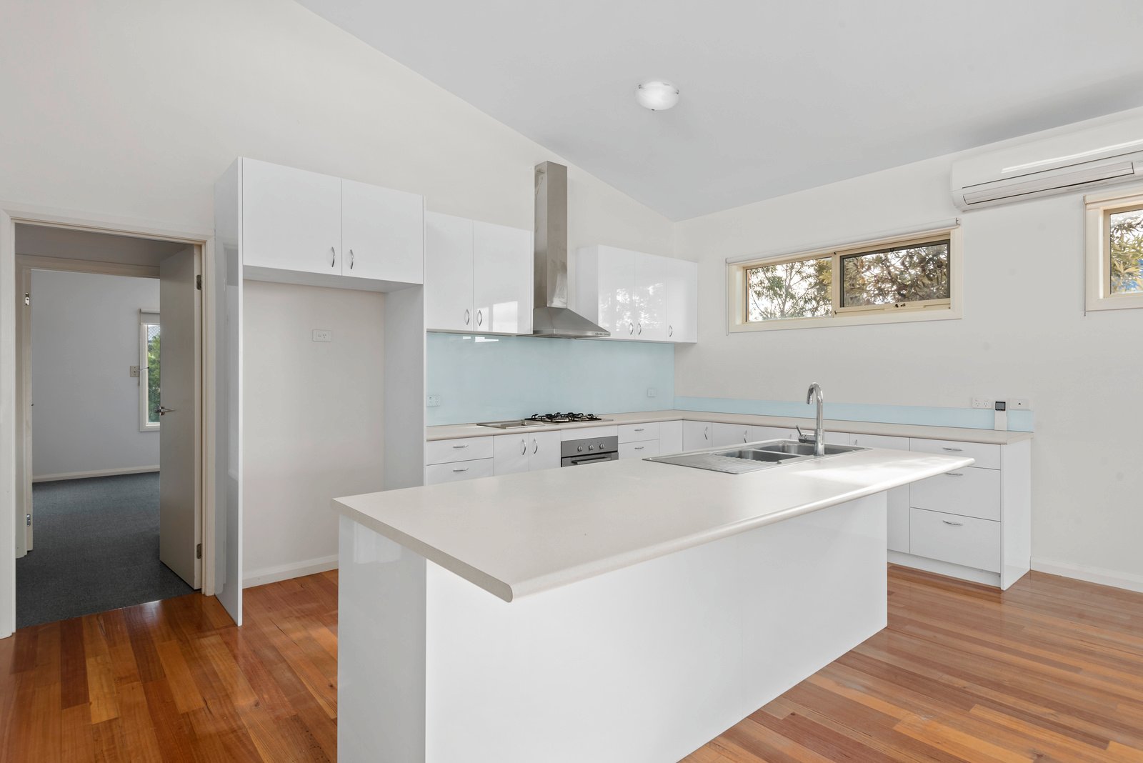 Property Gallery Thumbnail 2