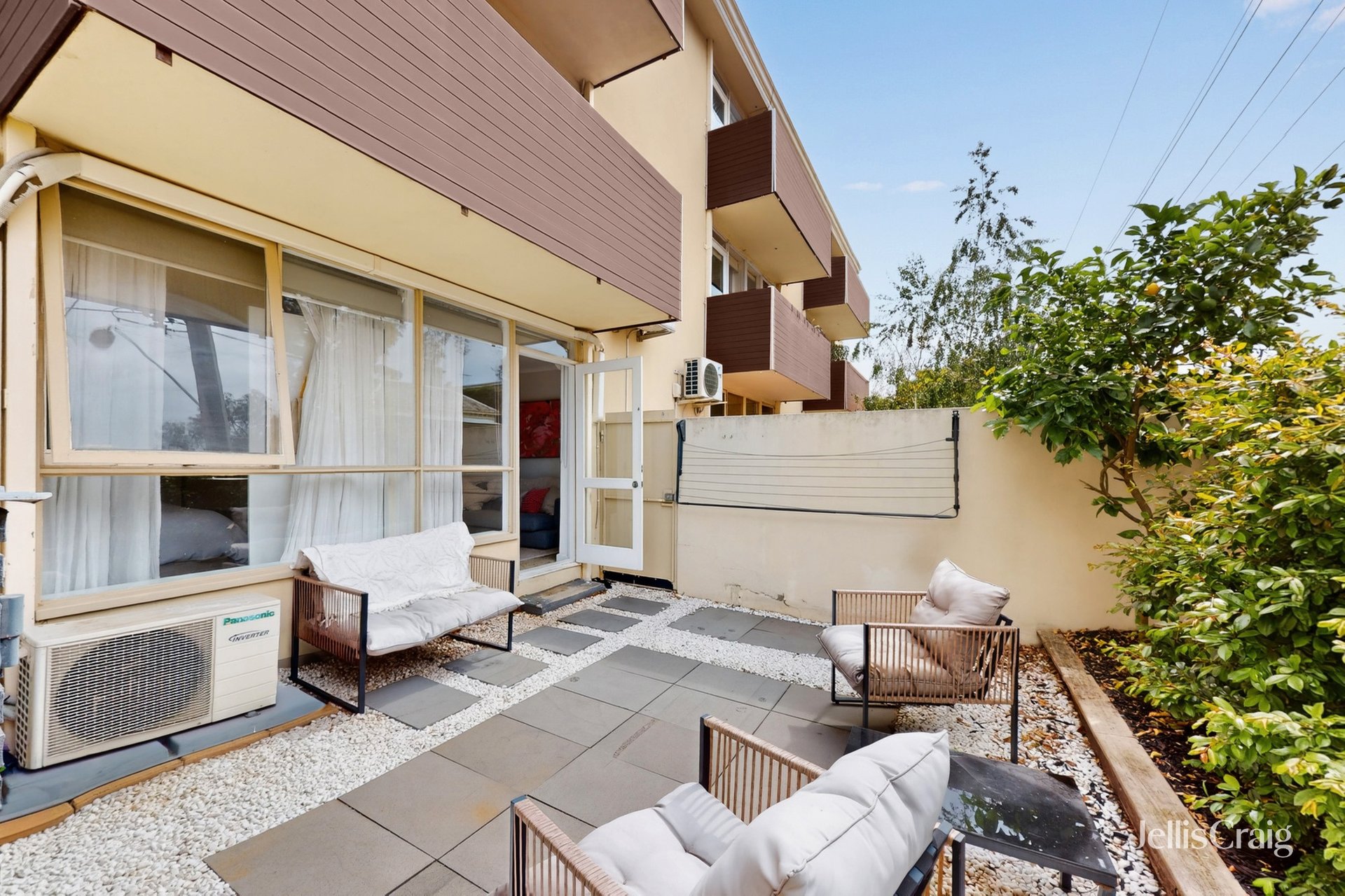 2/55 Wellington Street, Flemington image 12