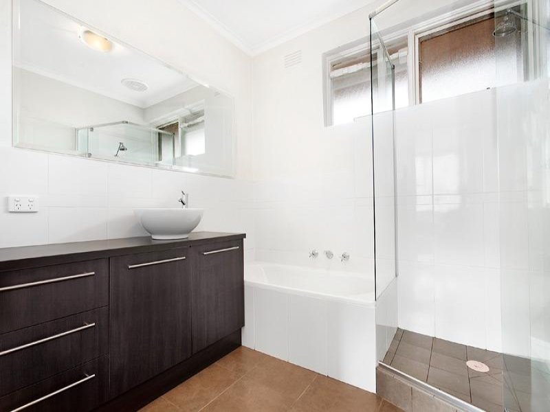 25/50 Morang Road, Hawthorn image 6
