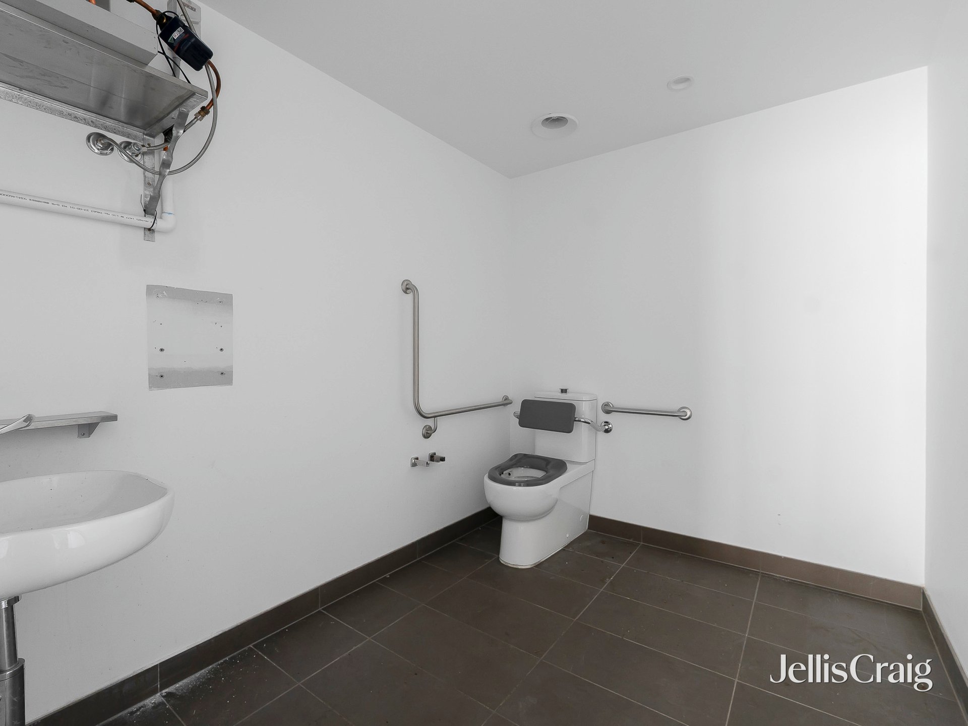 2/553 Burke Road, Camberwell image 7