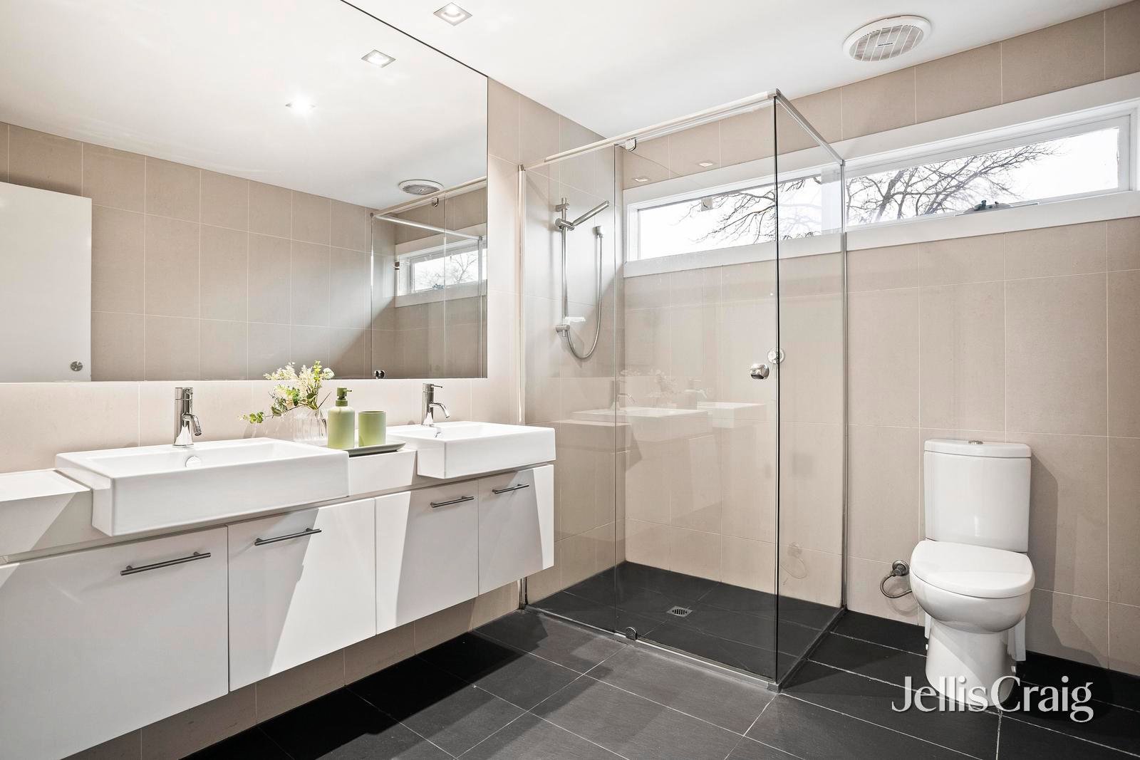 2/56 Belgravia Avenue, Mont Albert North image 9