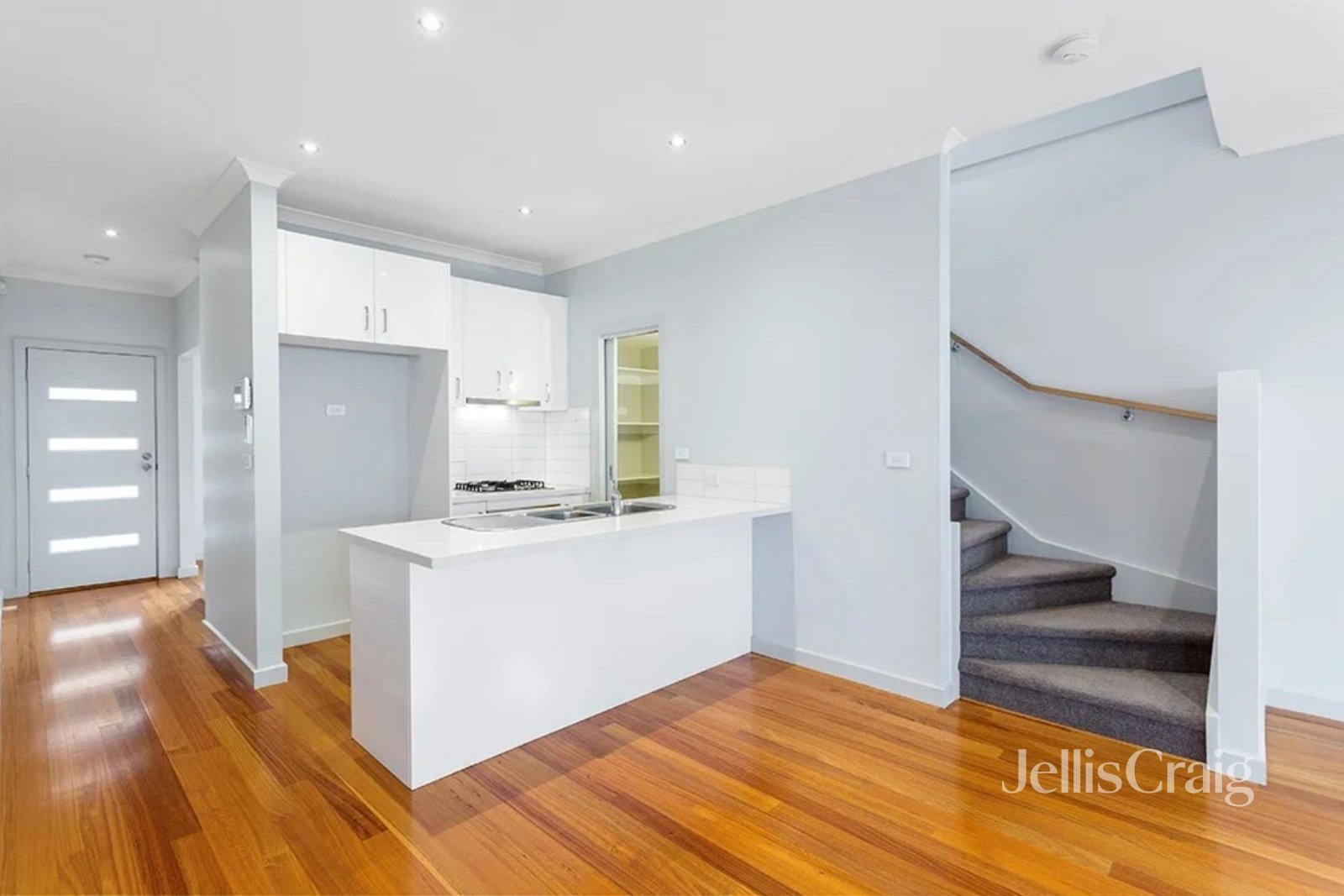 2/56 Darebin Street, Heidelberg image 2