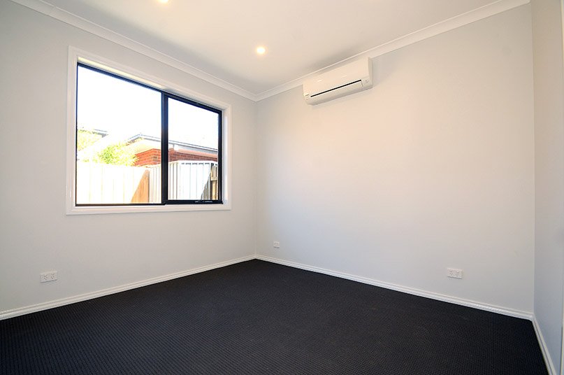 2/56 Lechte Road, Mount Waverley image 3