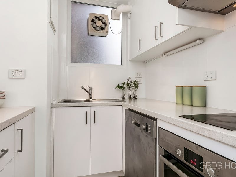 2/56 Smith Street, South&nbsp;Melbourne image 4