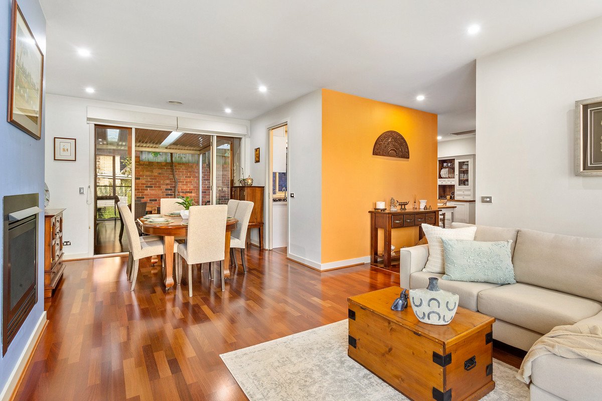 2/56 Union Road, Surrey Hills image 3