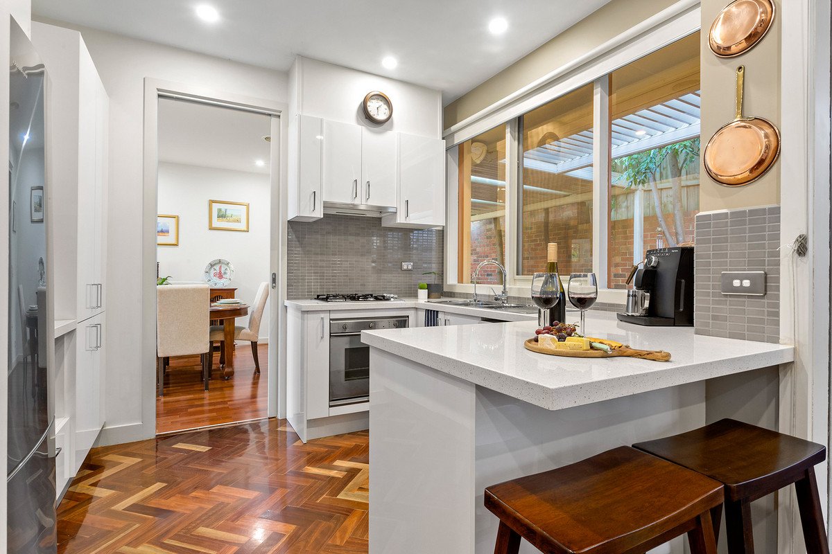 2/56 Union Road, Surrey Hills image 6