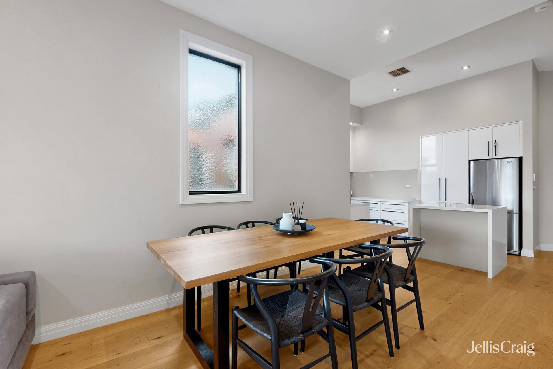 2/560 Sydney Road, Brunswick image 5