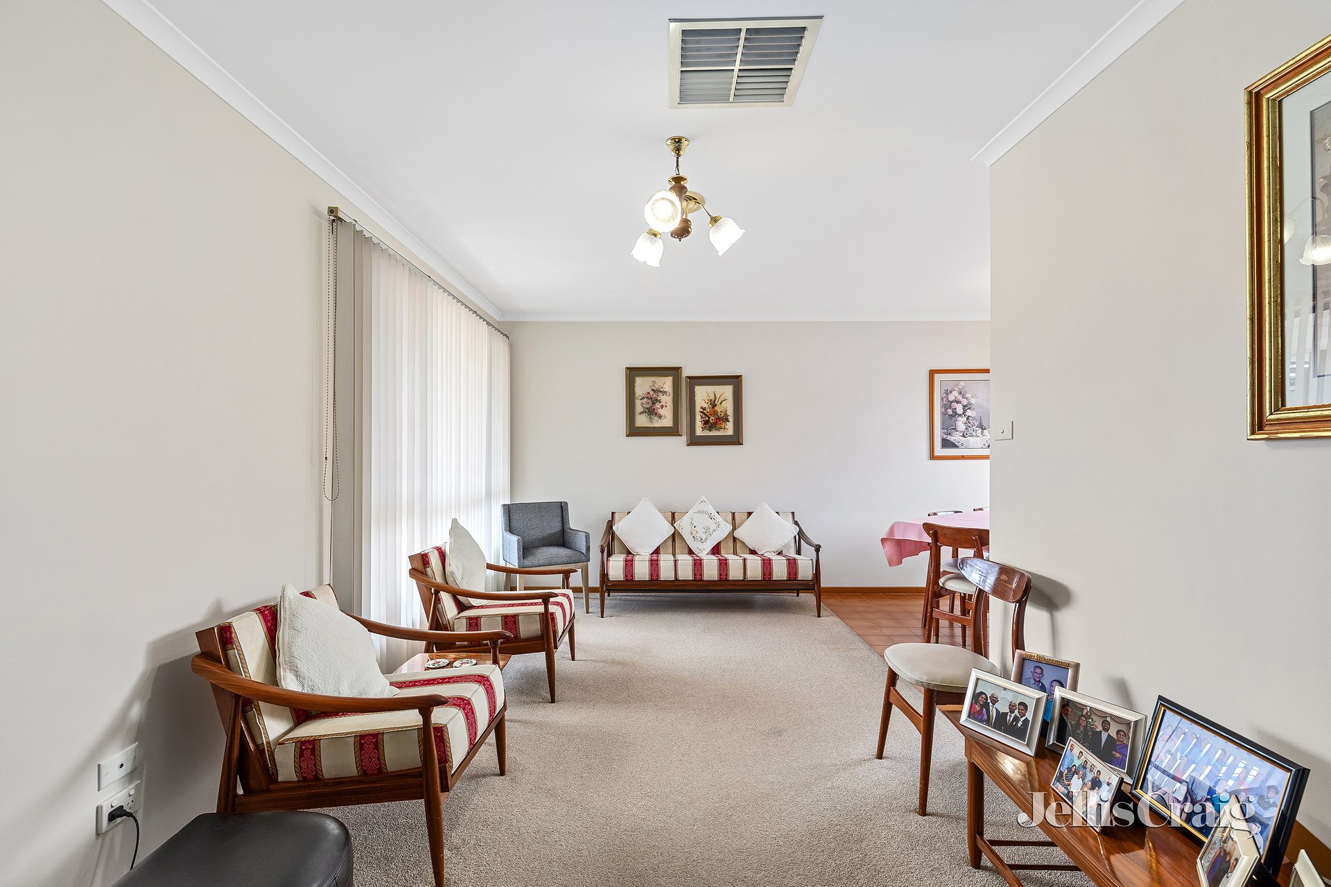 2/561 Grimshaw Street, Bundoora image 3