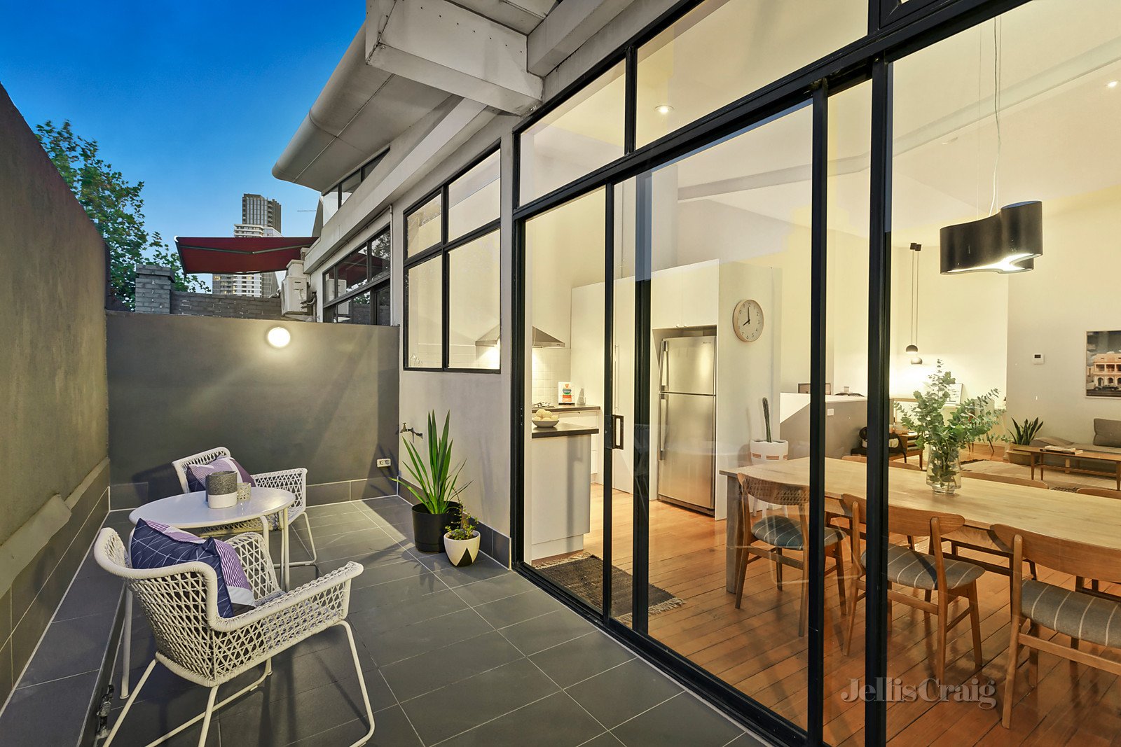 2/567 Spencer Street, West Melbourne image 8