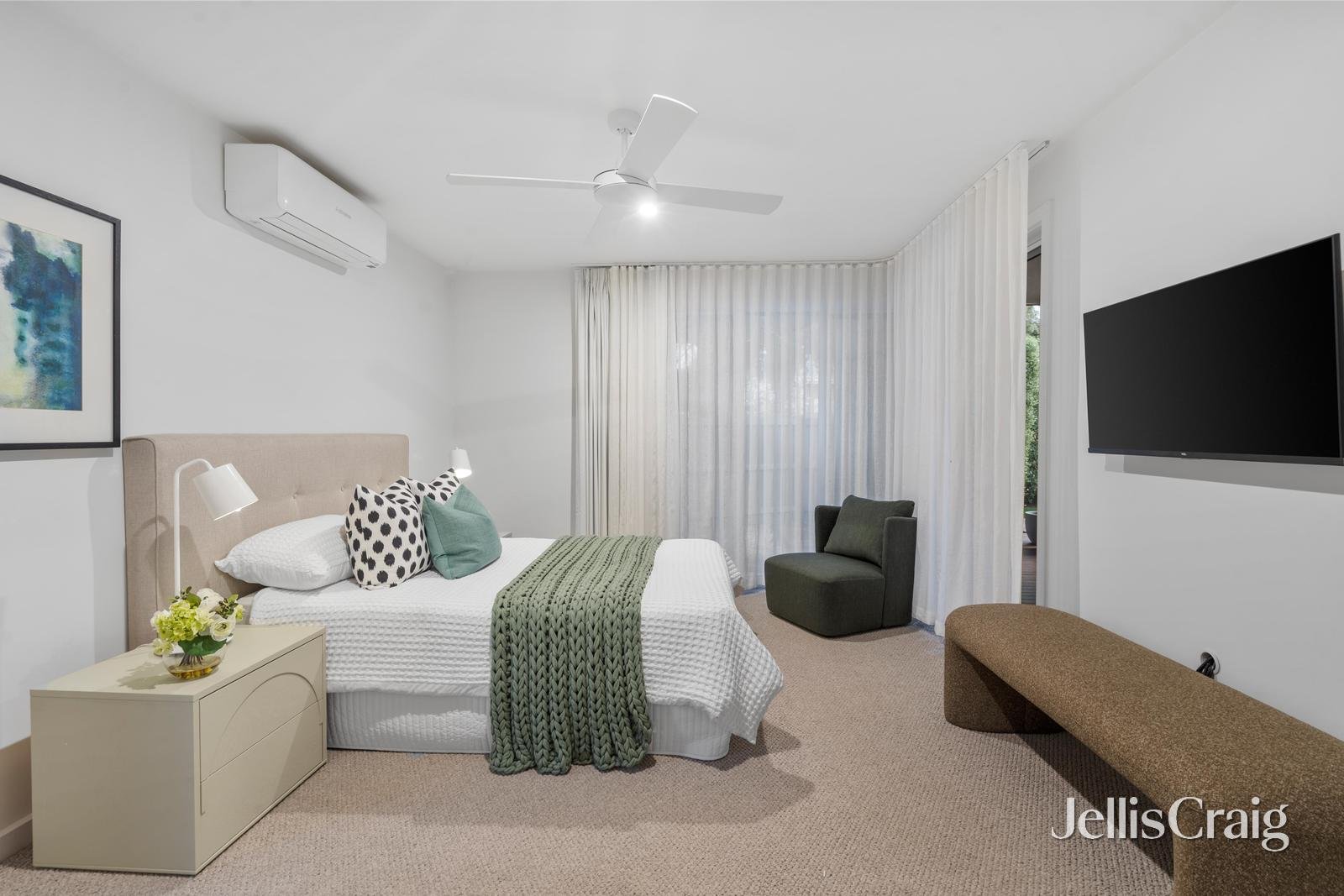 2/57 Lynden Grove, Mount Waverley image 6