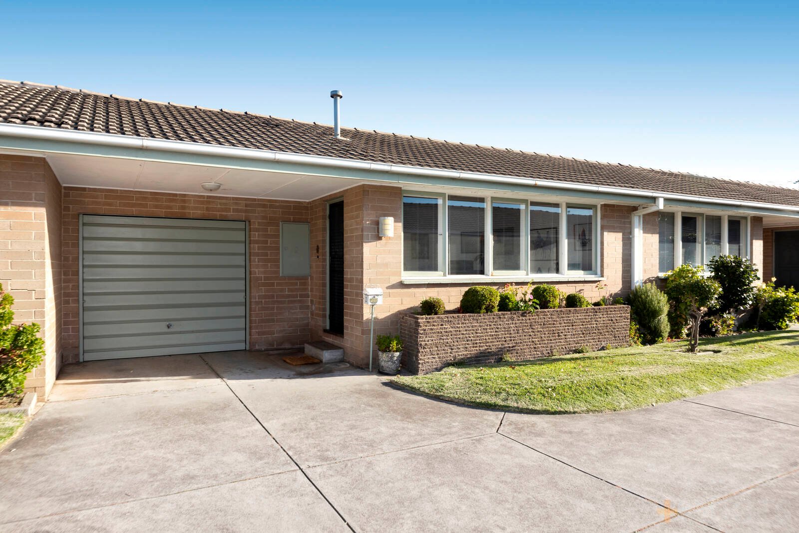 2 / 57 Milan Street Mentone