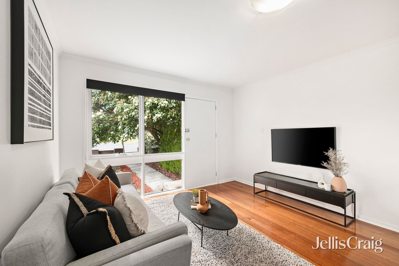 2/57 Mount View Parade, Croydon image 2