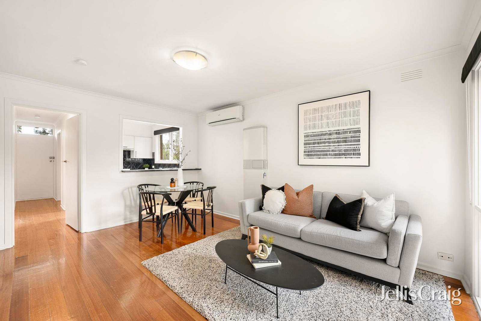 2/57 Mount View Parade, Croydon image 3