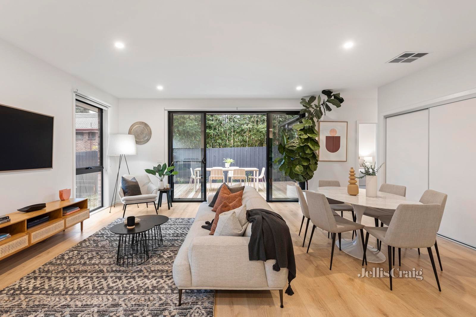 2/57 Struan Avenue, Mooroolbark image 2