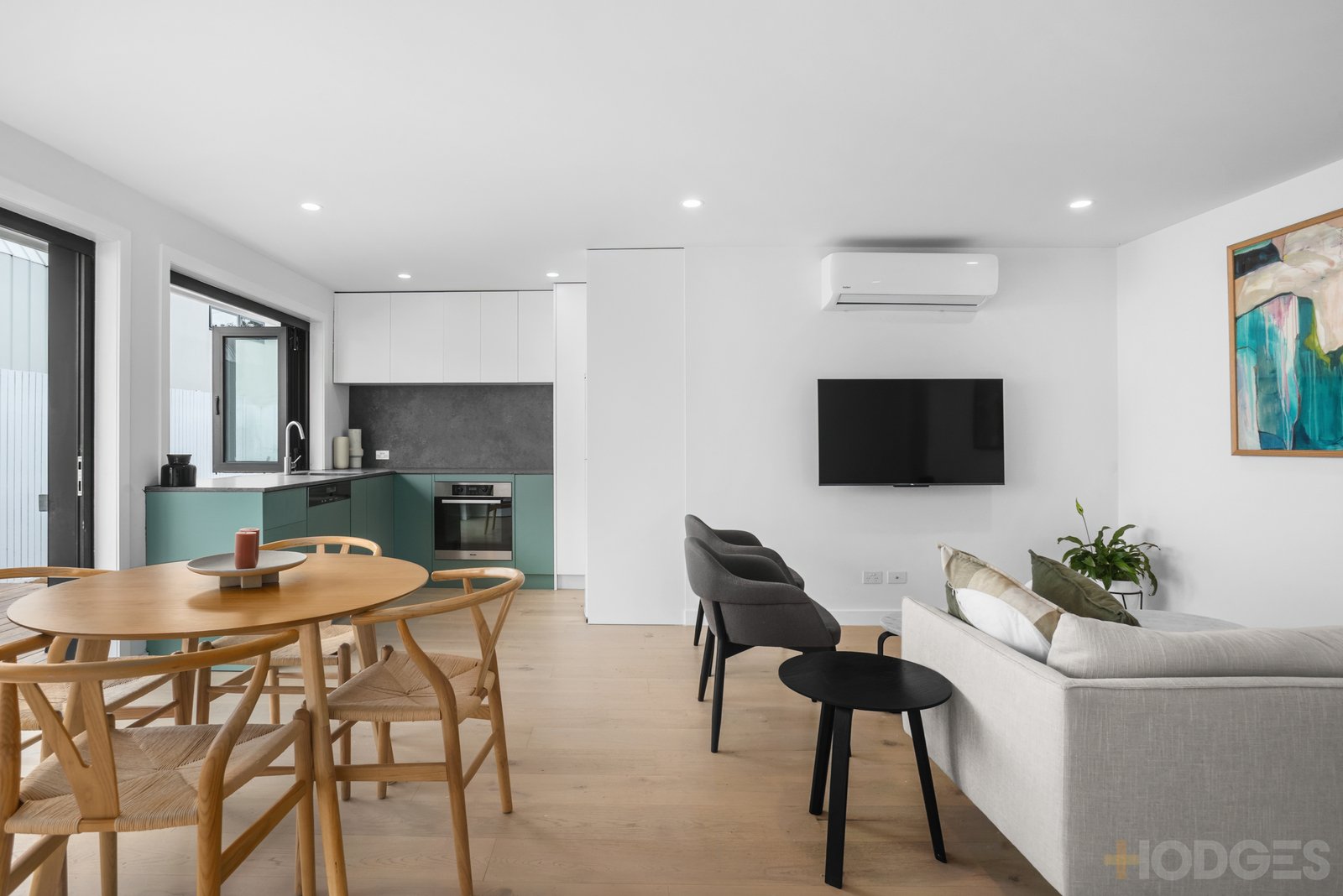 2 / 575 Balcombe Road Black Rock