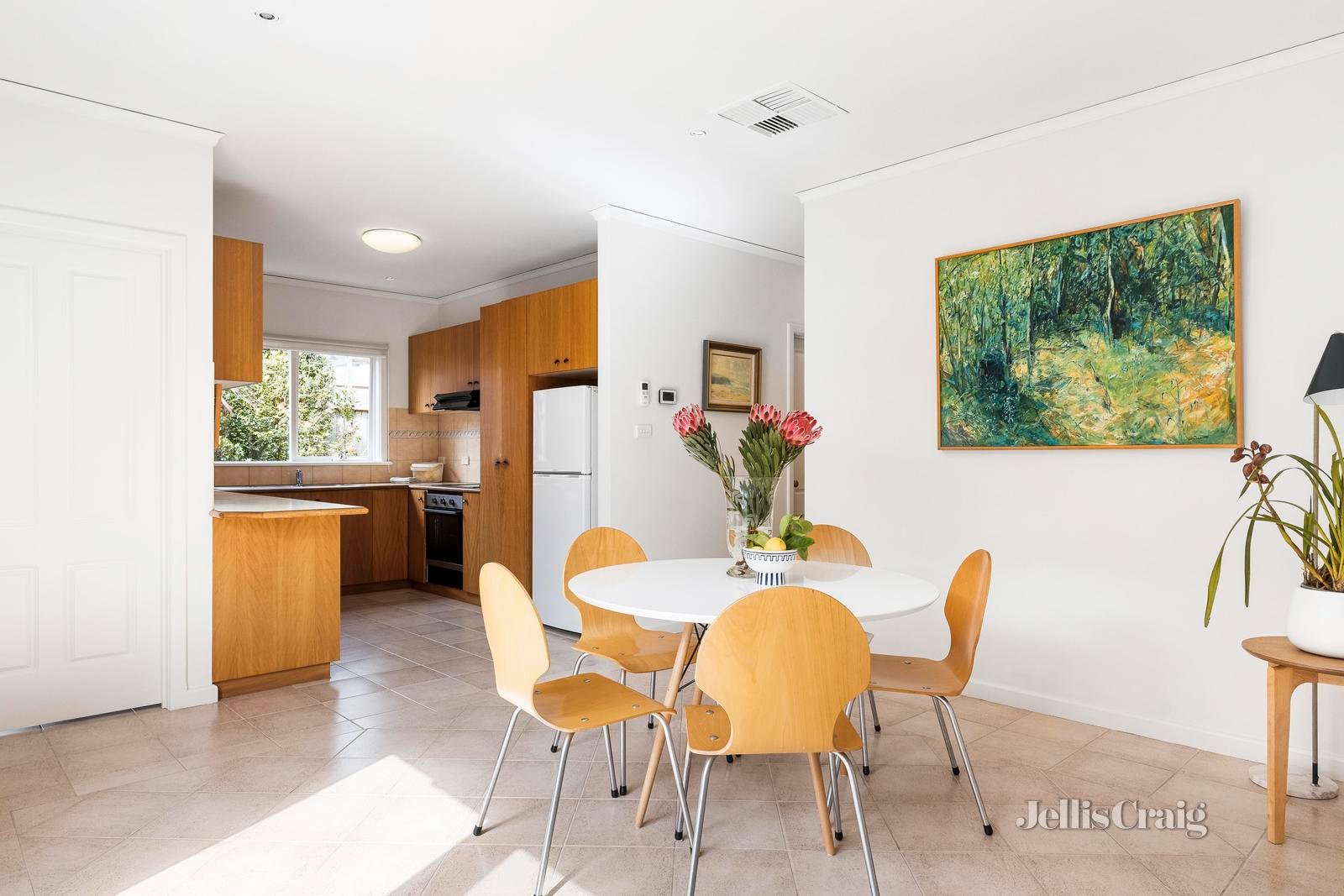 2/575 Whitehorse Road, Surrey Hills image 3