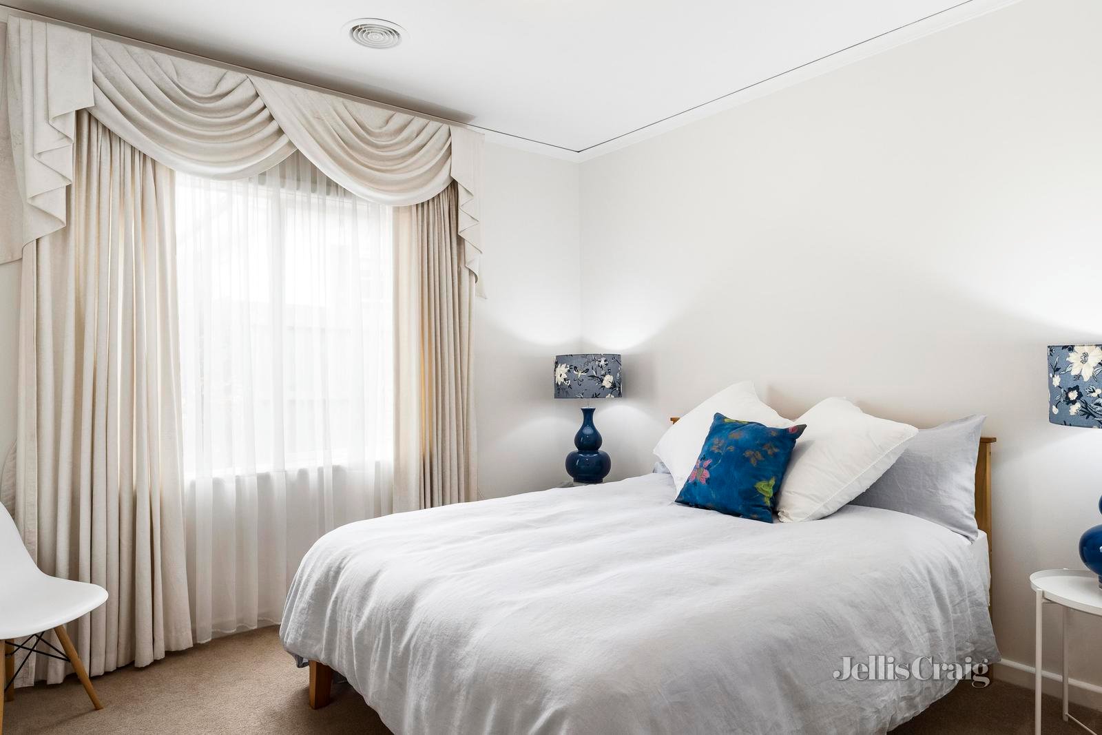 2/575 Whitehorse Road, Surrey Hills image 8