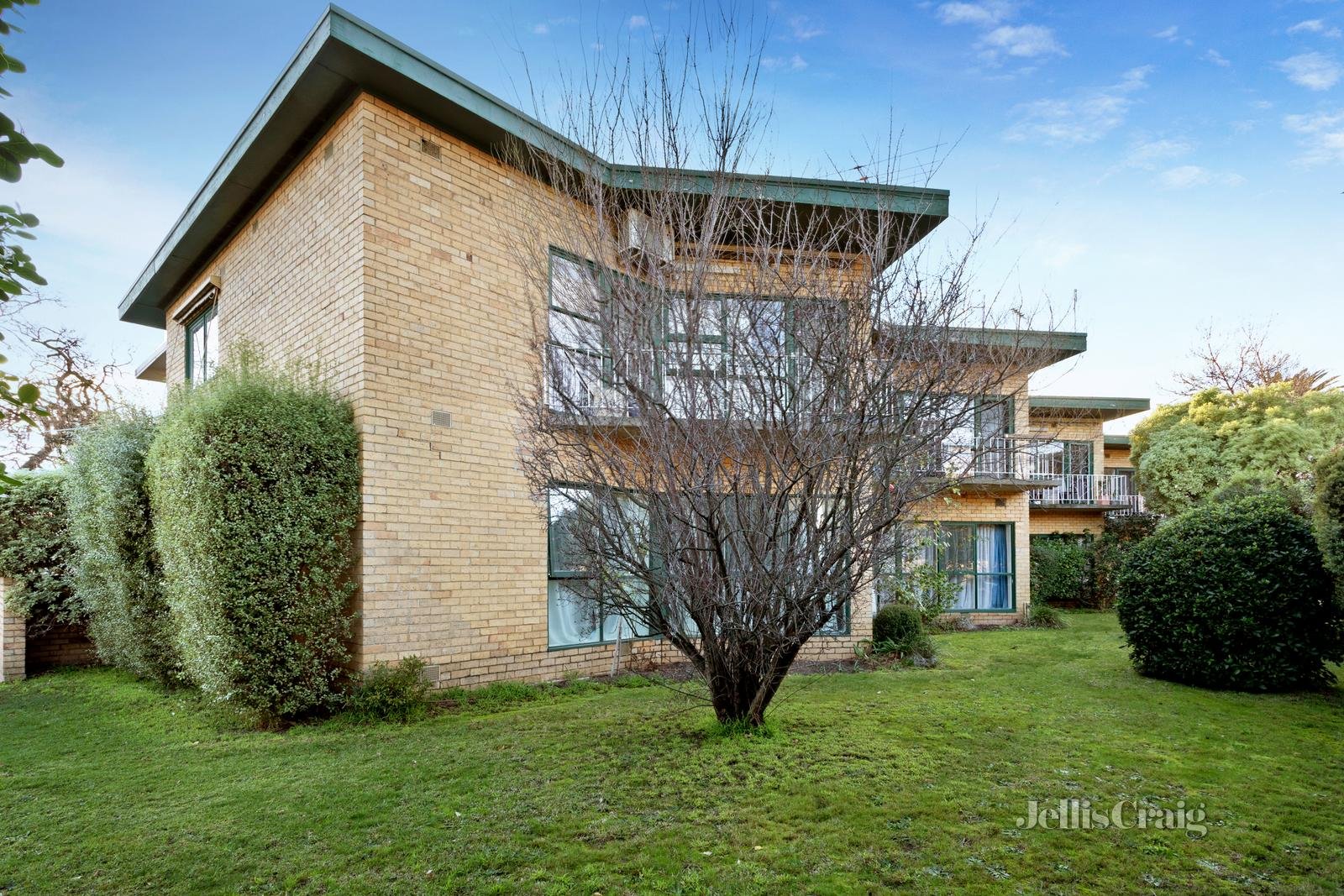 2/576 Glenferrie Road, Hawthorn image 1