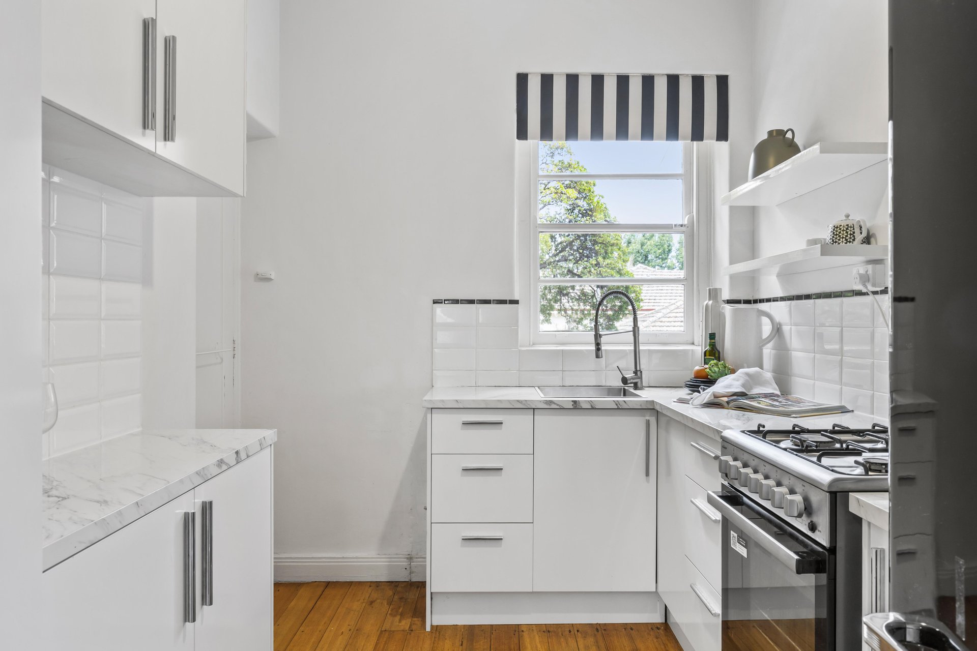 2/576 Riversdale Road, Camberwell image 6