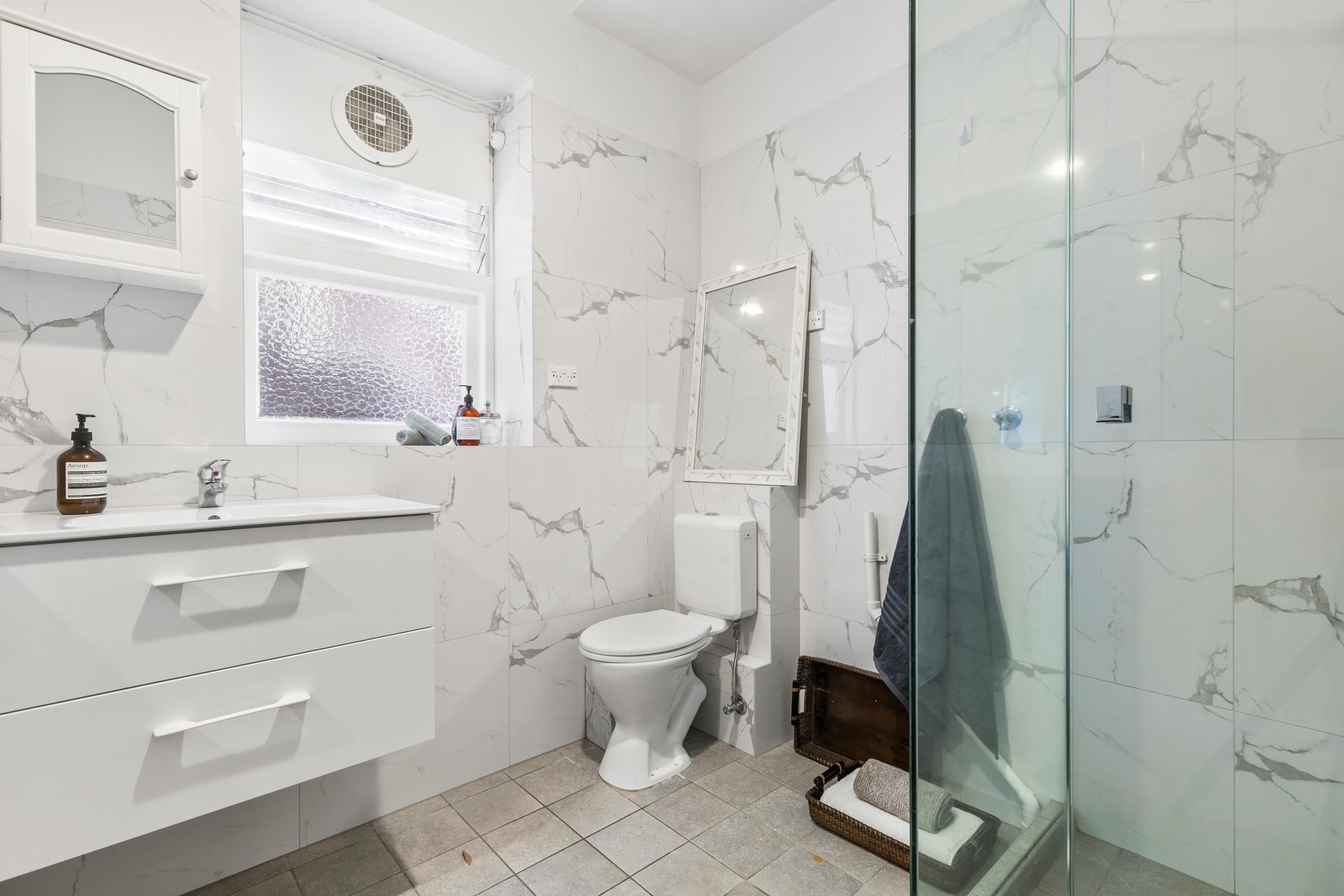 2/576 Riversdale Road, Camberwell image 9