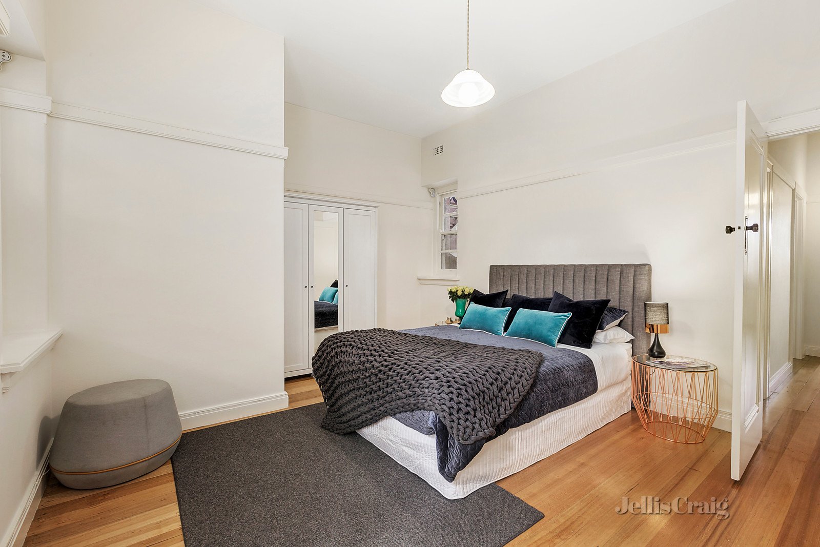 2/576 Riversdale Road, Camberwell image 2