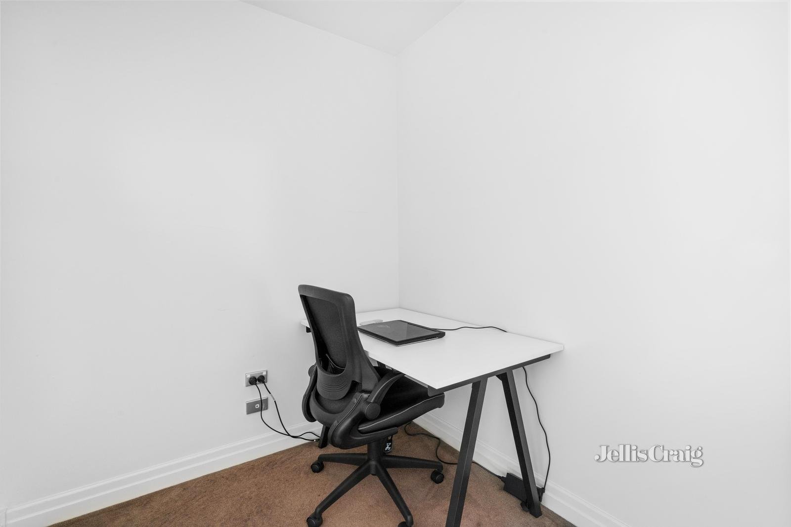 25/765-767 Doncaster Road, Doncaster image 7