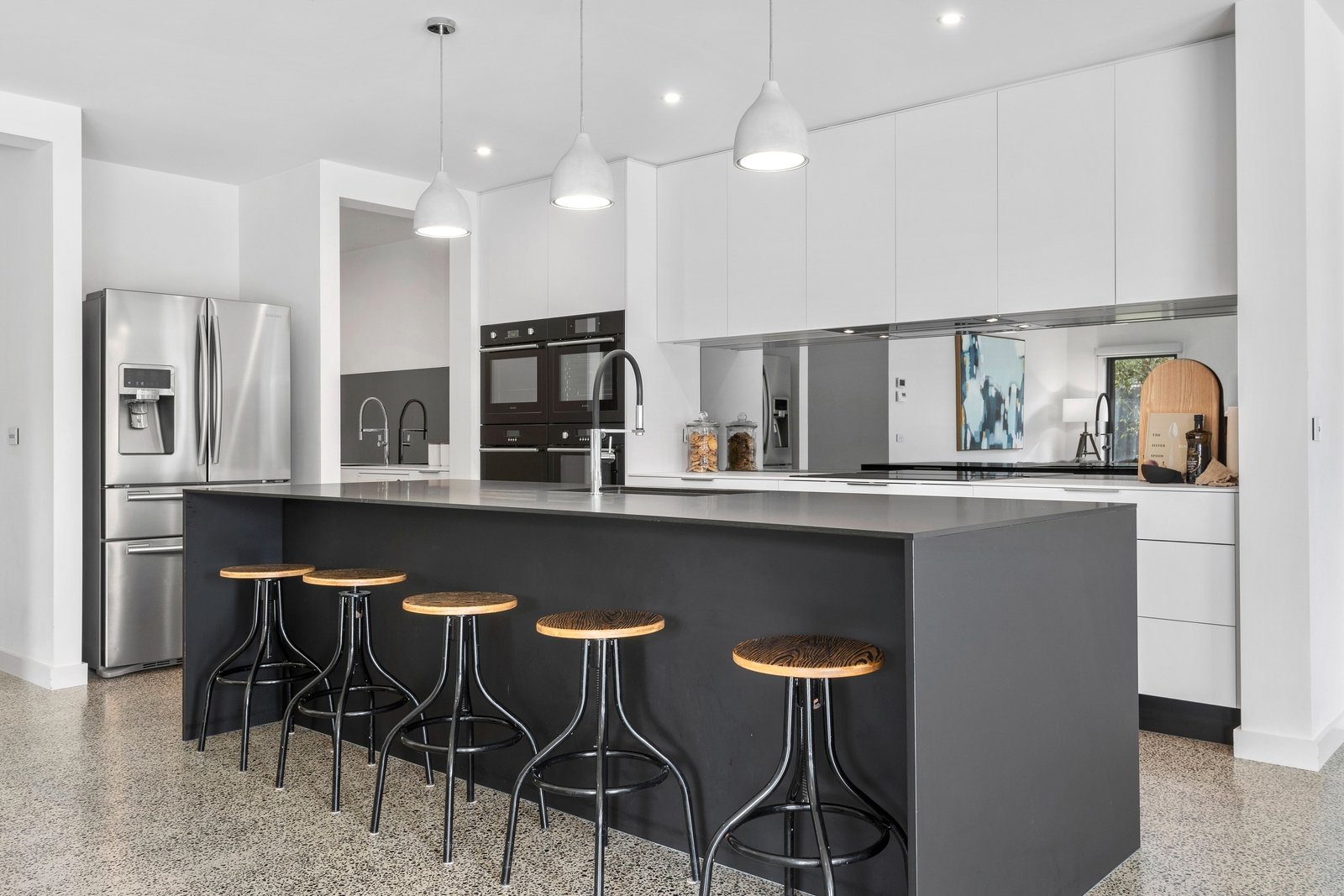 Property Gallery Thumbnail 3