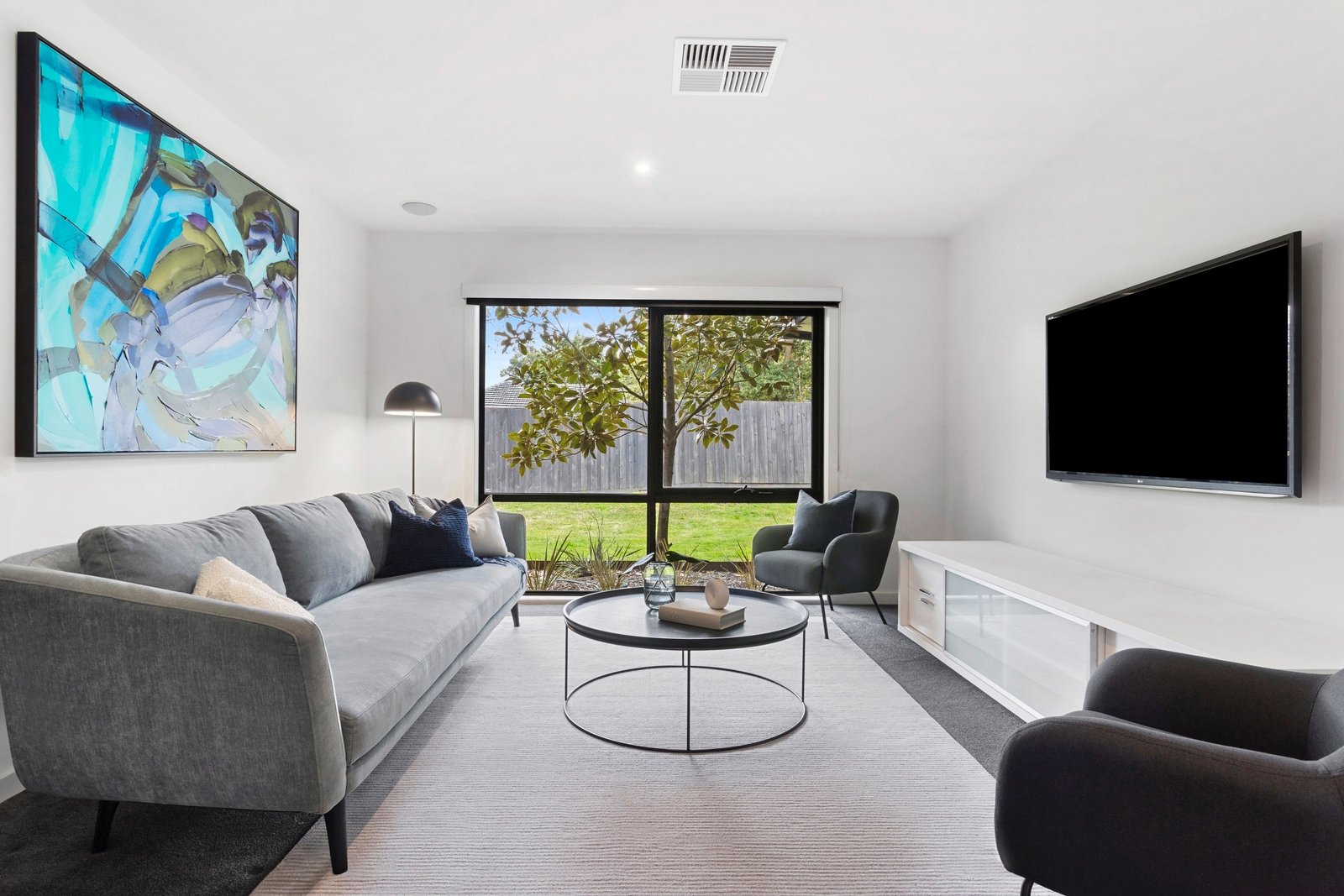 Property Gallery Thumbnail 7