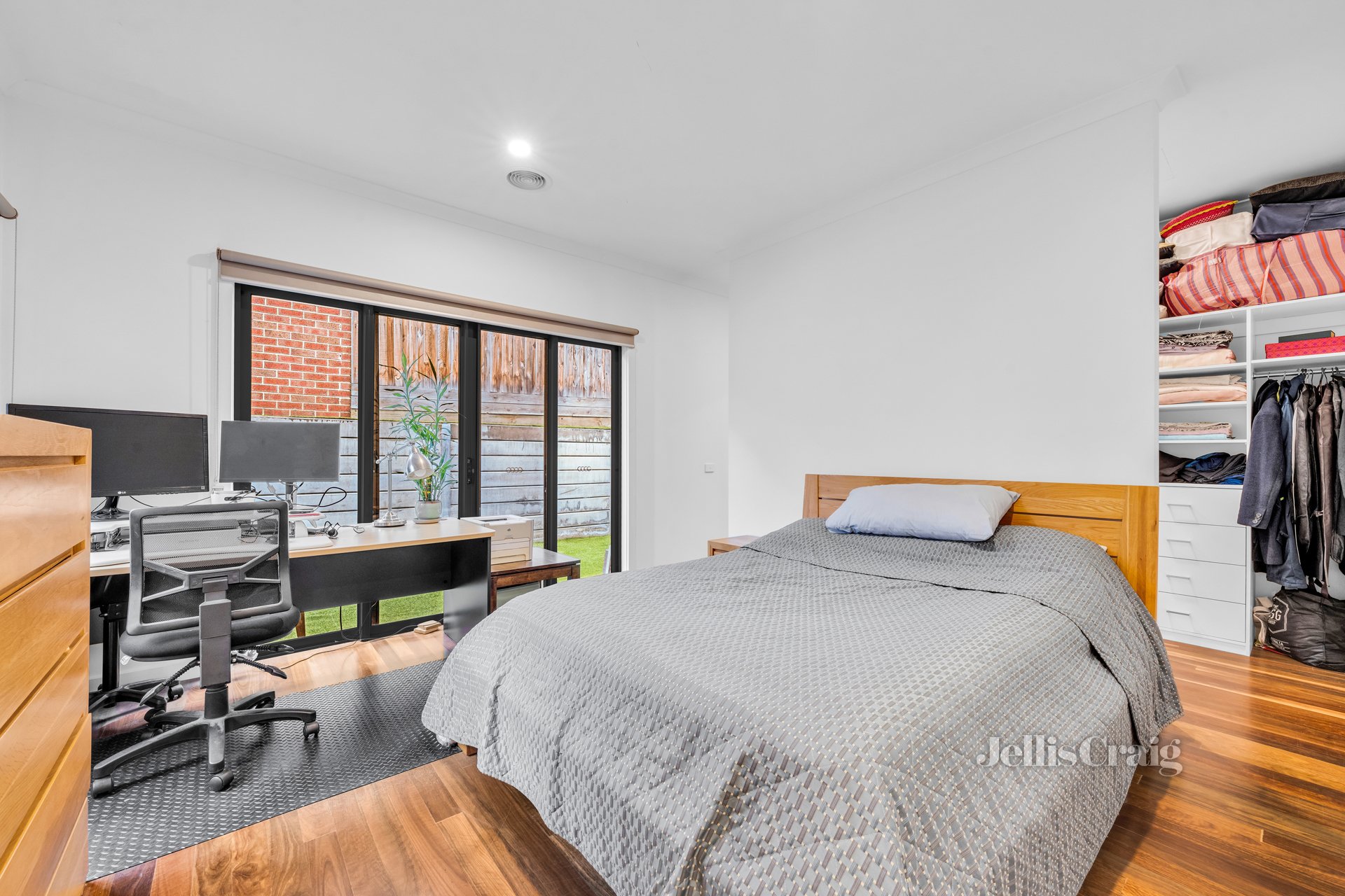 2/58 Albert Street, Mount Waverley image 6