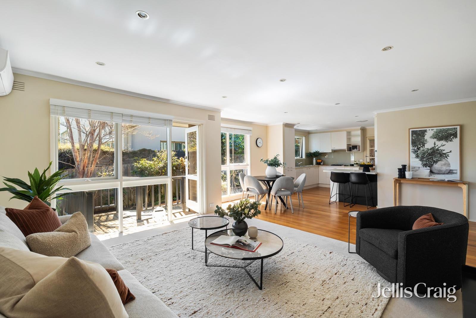 2/58 Anderson Road, Hawthorn East image 1
