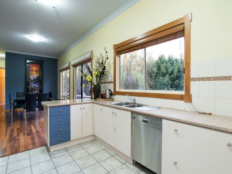 258 Hereford Road, Lilydale image 4