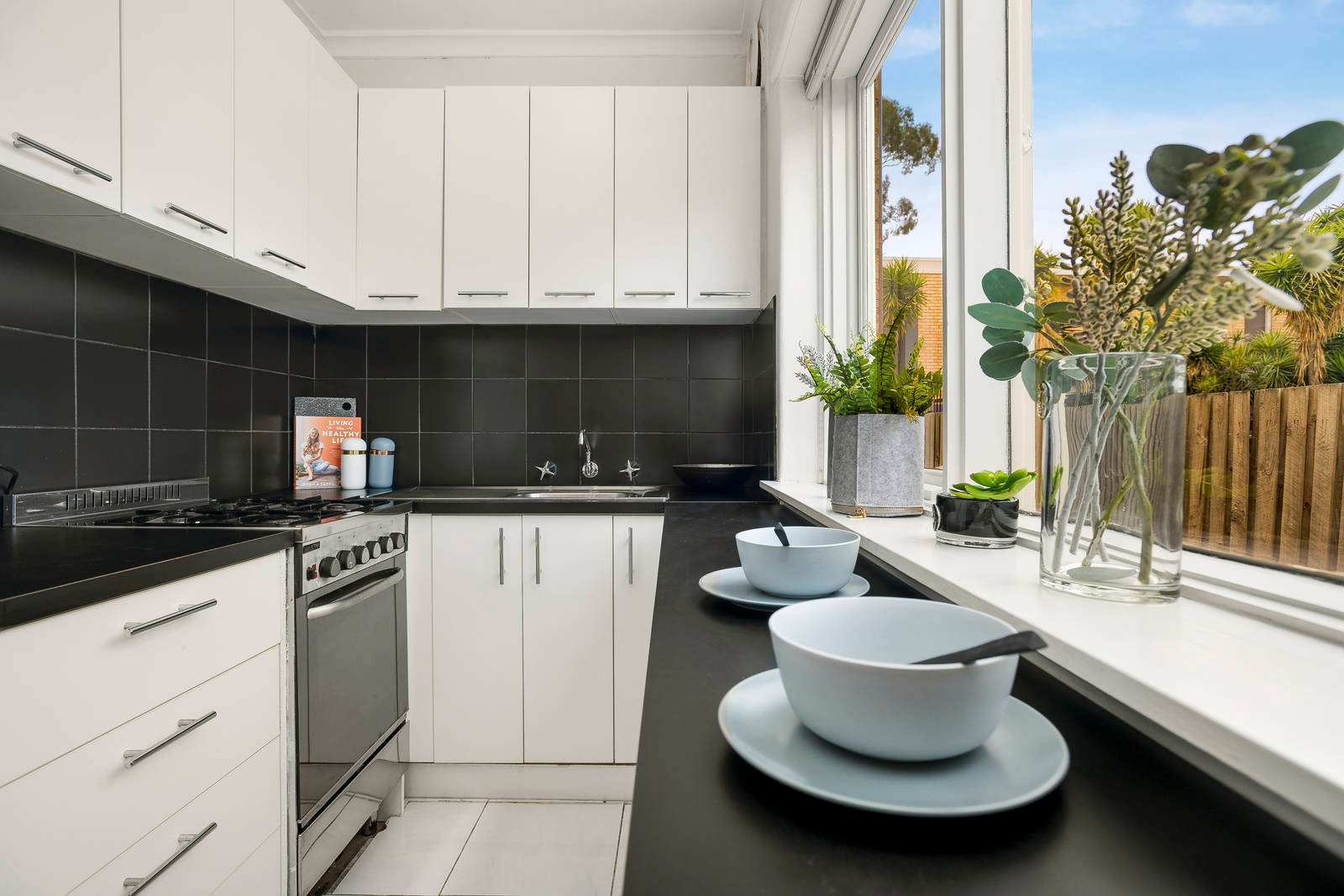 Property Gallery Thumbnail 6