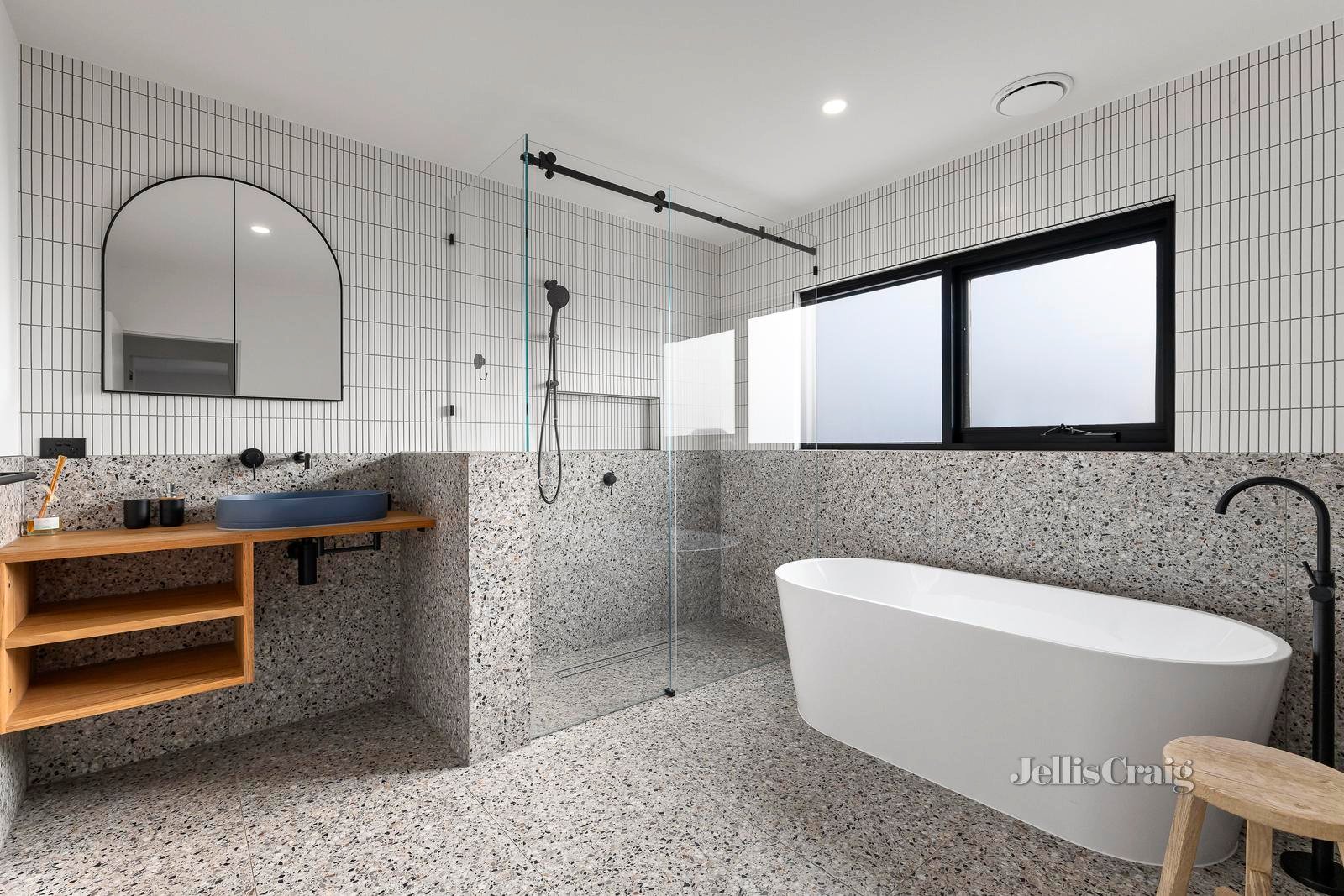 258 Melbourne Road, Blairgowrie image 6