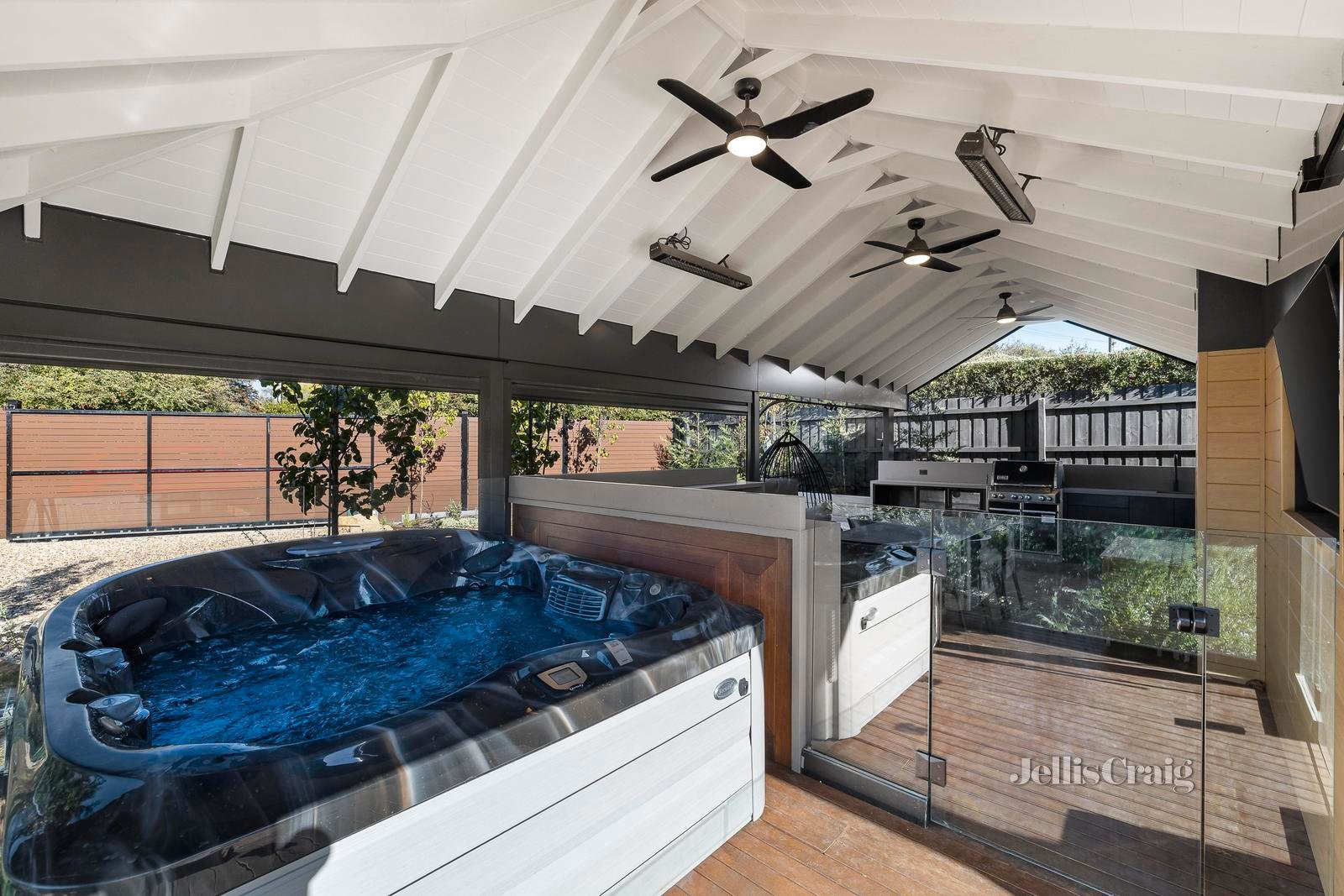 258 Melbourne Road, Blairgowrie image 8