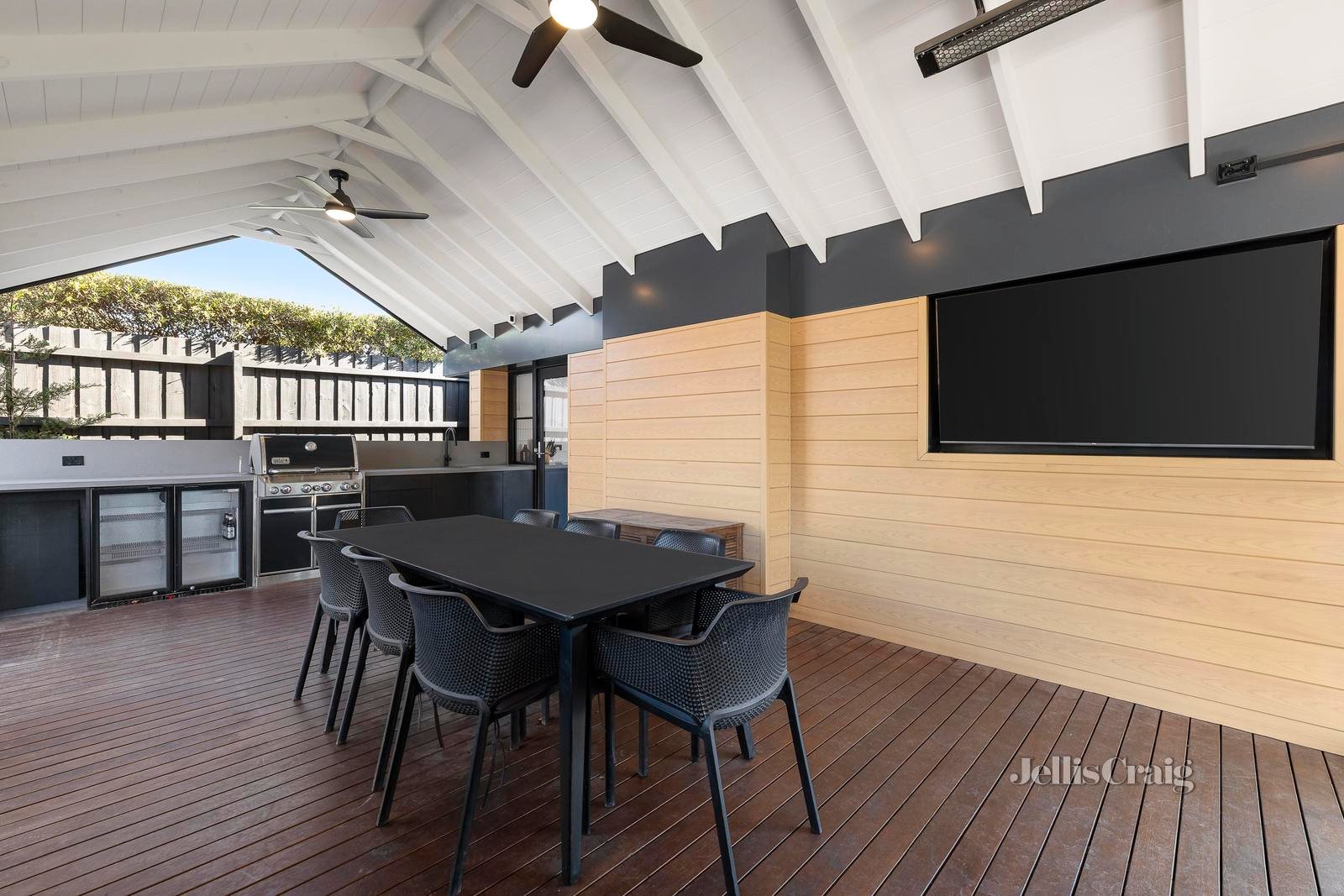 258 Melbourne Road, Blairgowrie image 9