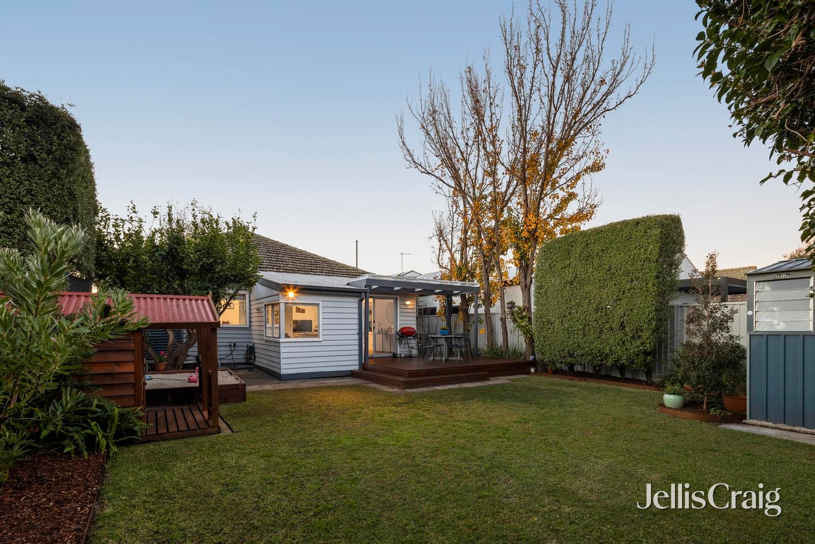 258 Raleigh Street, Thornbury image 16