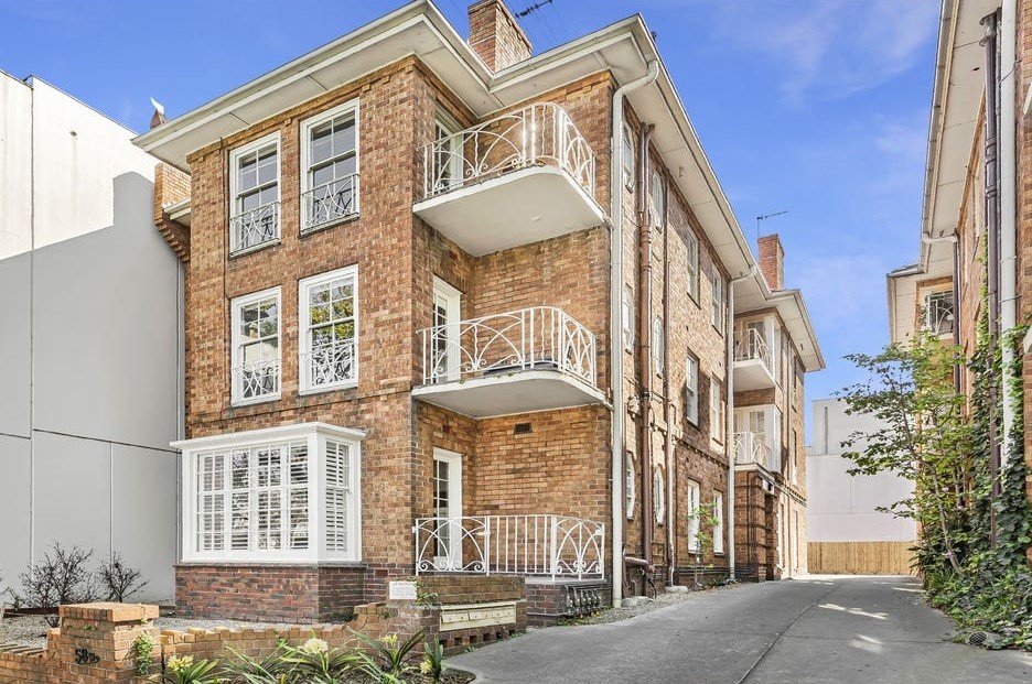 Property Gallery Thumbnail 12